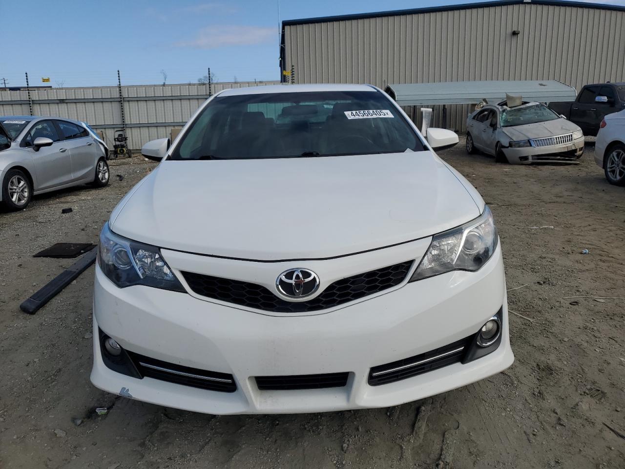 2014 TOYOTA CAMRY L - Image 5