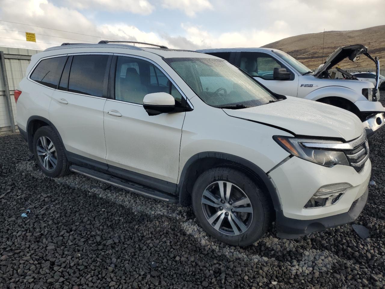 2016 HONDA PILOT EXLN - Image 4