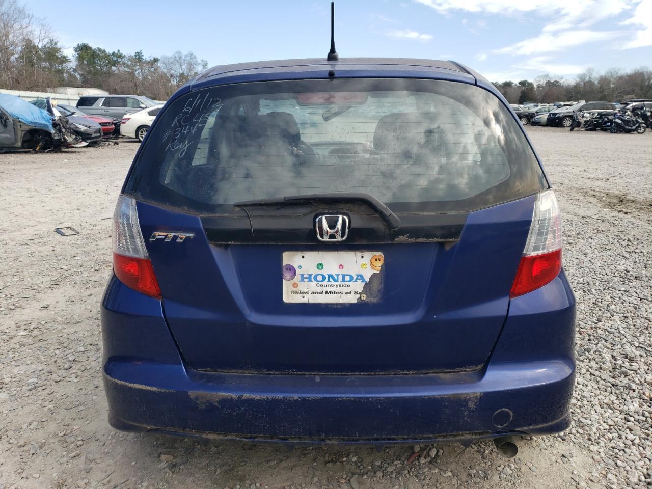 2011 HONDA FIT - Image 6
