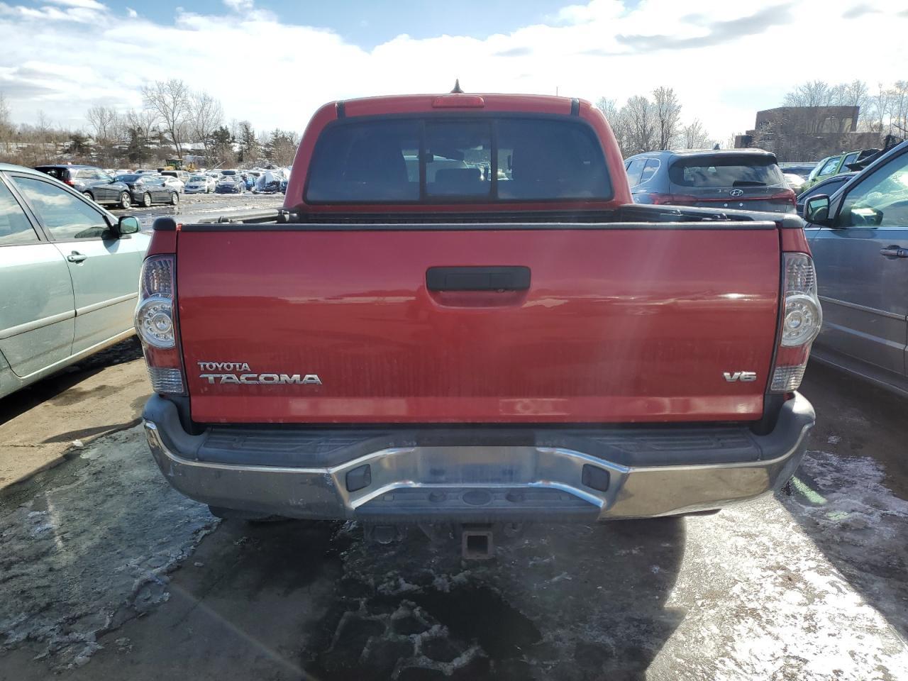 2014 TOYOTA TACOMA DOU - Фото 6