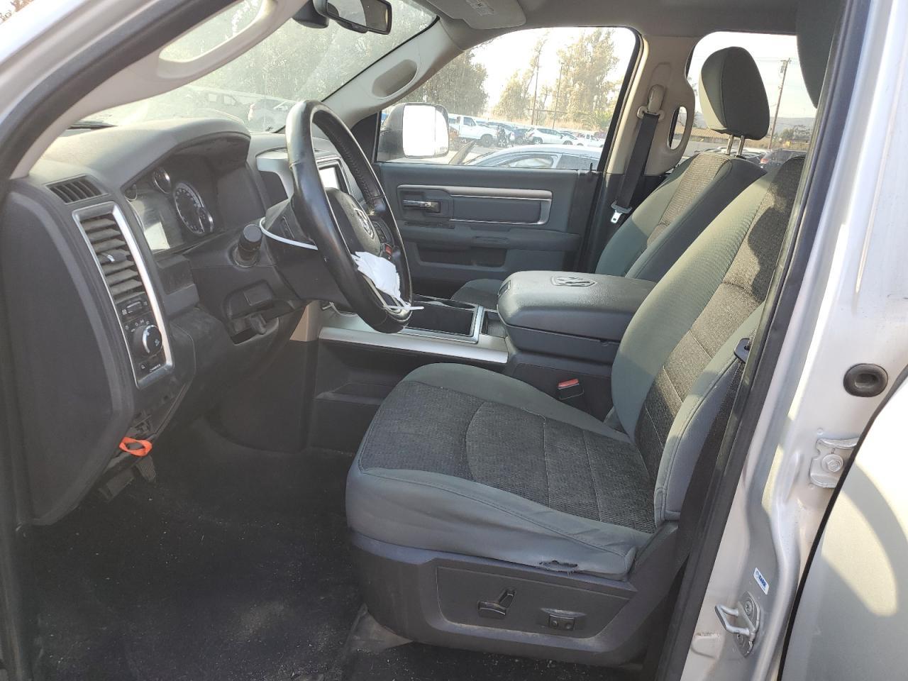 2014 RAM 1500 SLT - Image 7