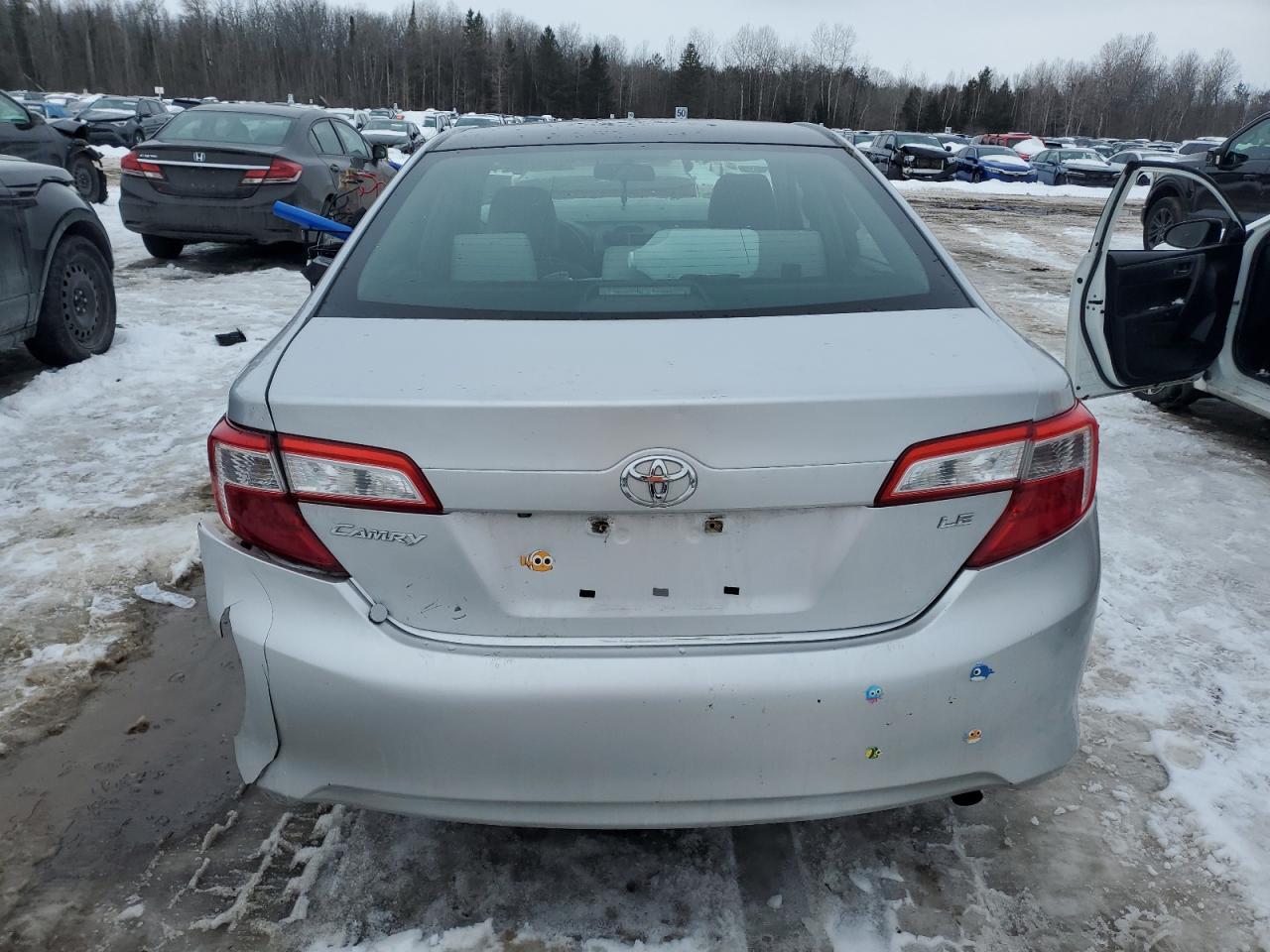 2014 TOYOTA CAMRY L - Image 6