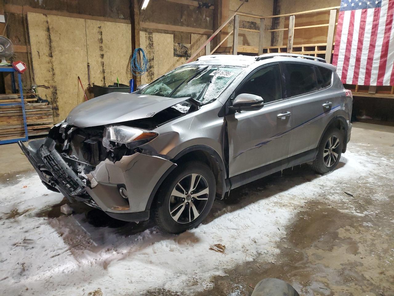 2016 TOYOTA RAV4 XLE