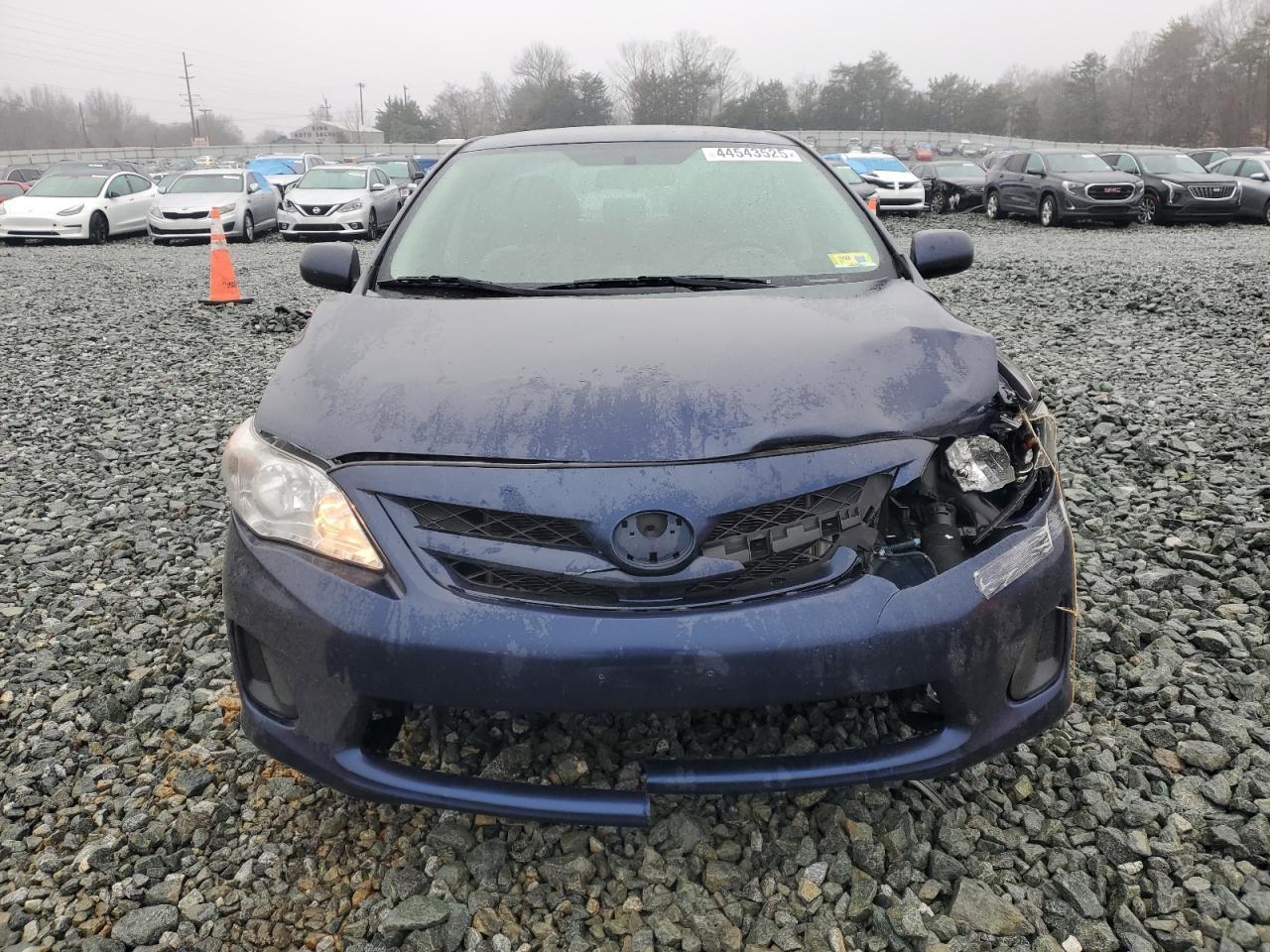 2013 TOYOTA COROLLA BA - Image 5
