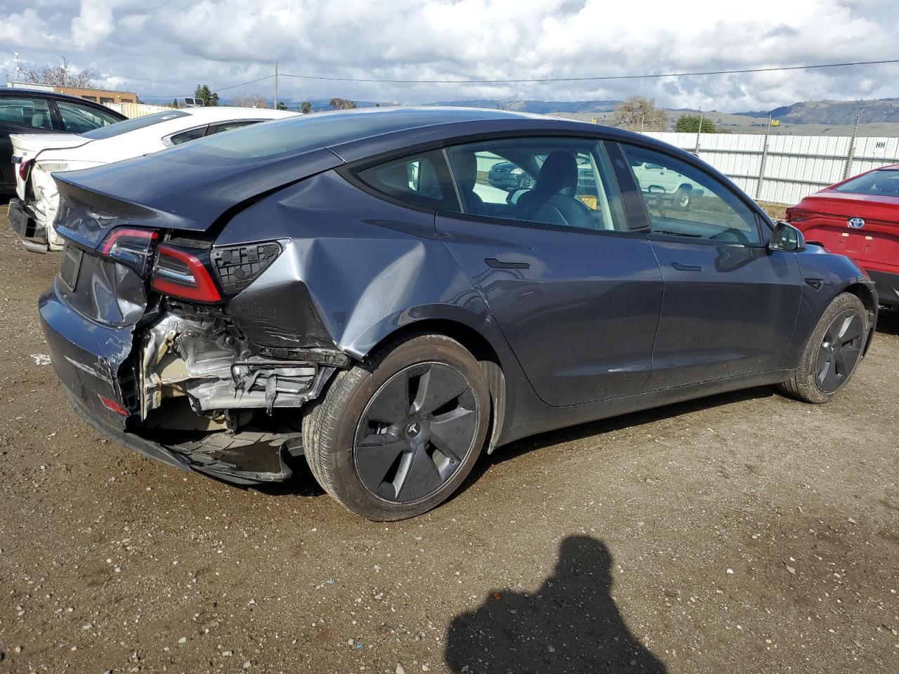 2023 TESLA MODEL 3 - Фото 3