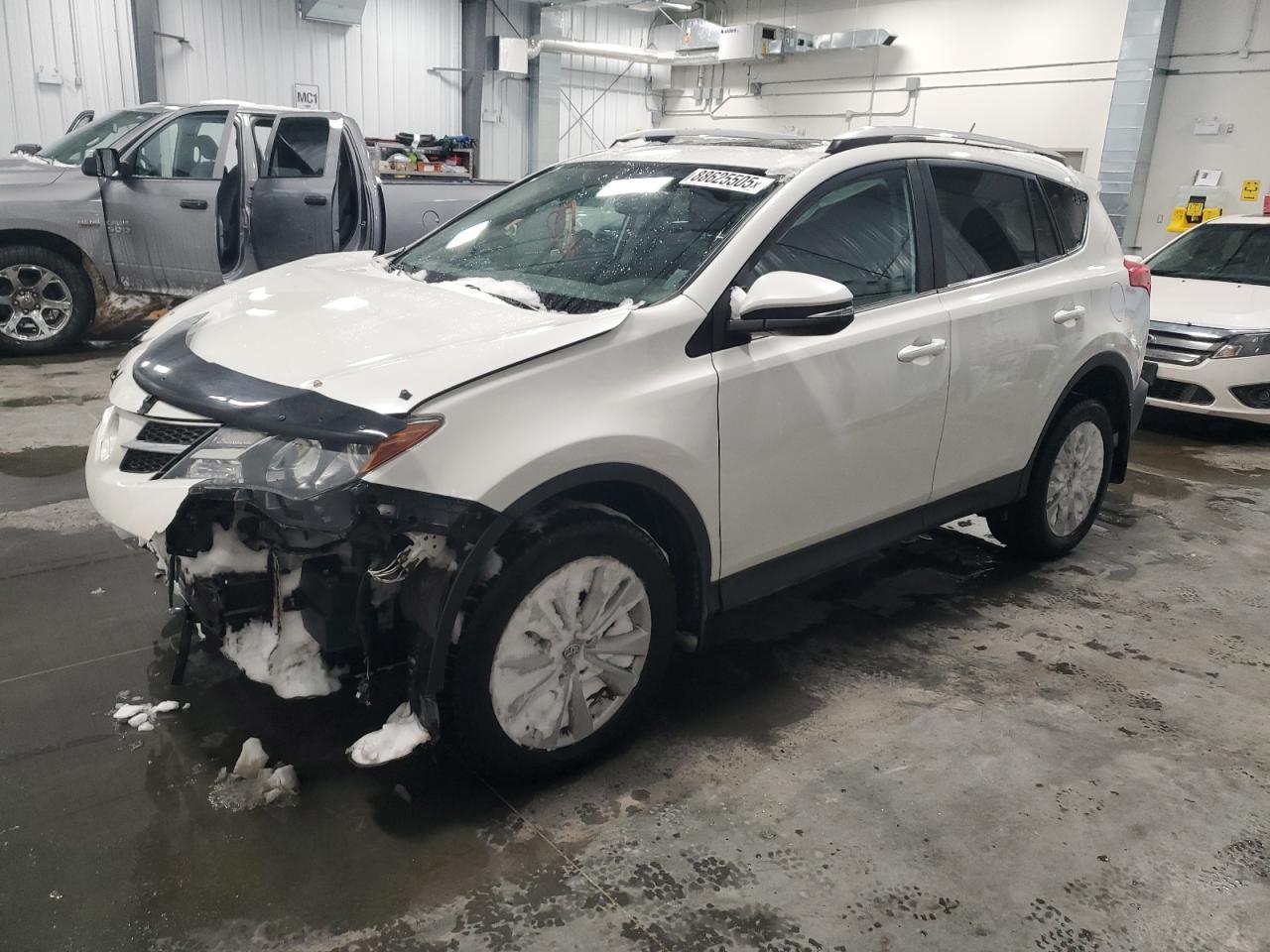 2015 TOYOTA RAV4 LIMIT
