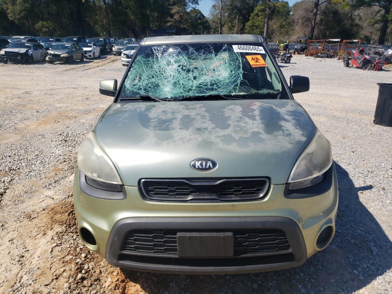 2013 KIA SOUL + - Image 5