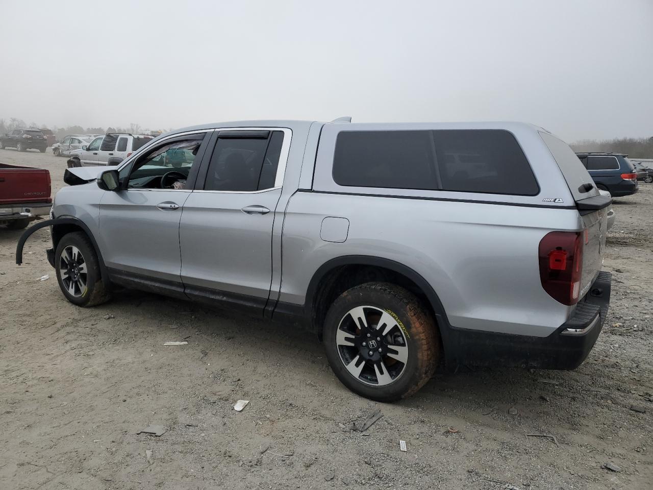 2020 HONDA RIDGELINE - Image 2