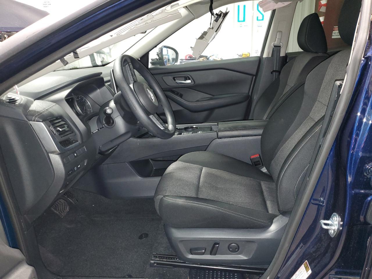 2024 NISSAN ROGUE SV - Image 7