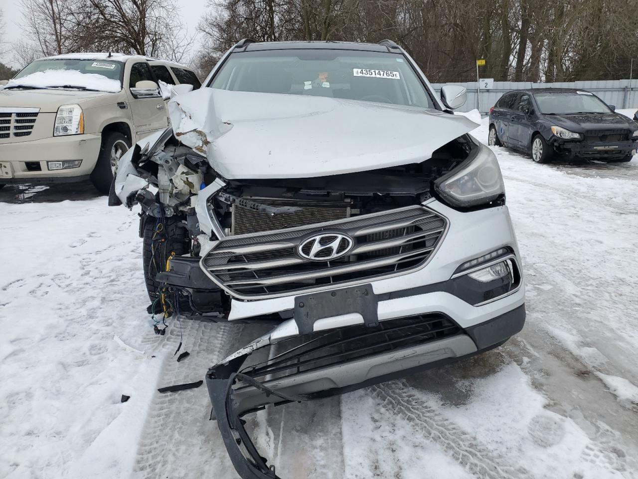 2017 HYUNDAI SANTA FE S - Image 5