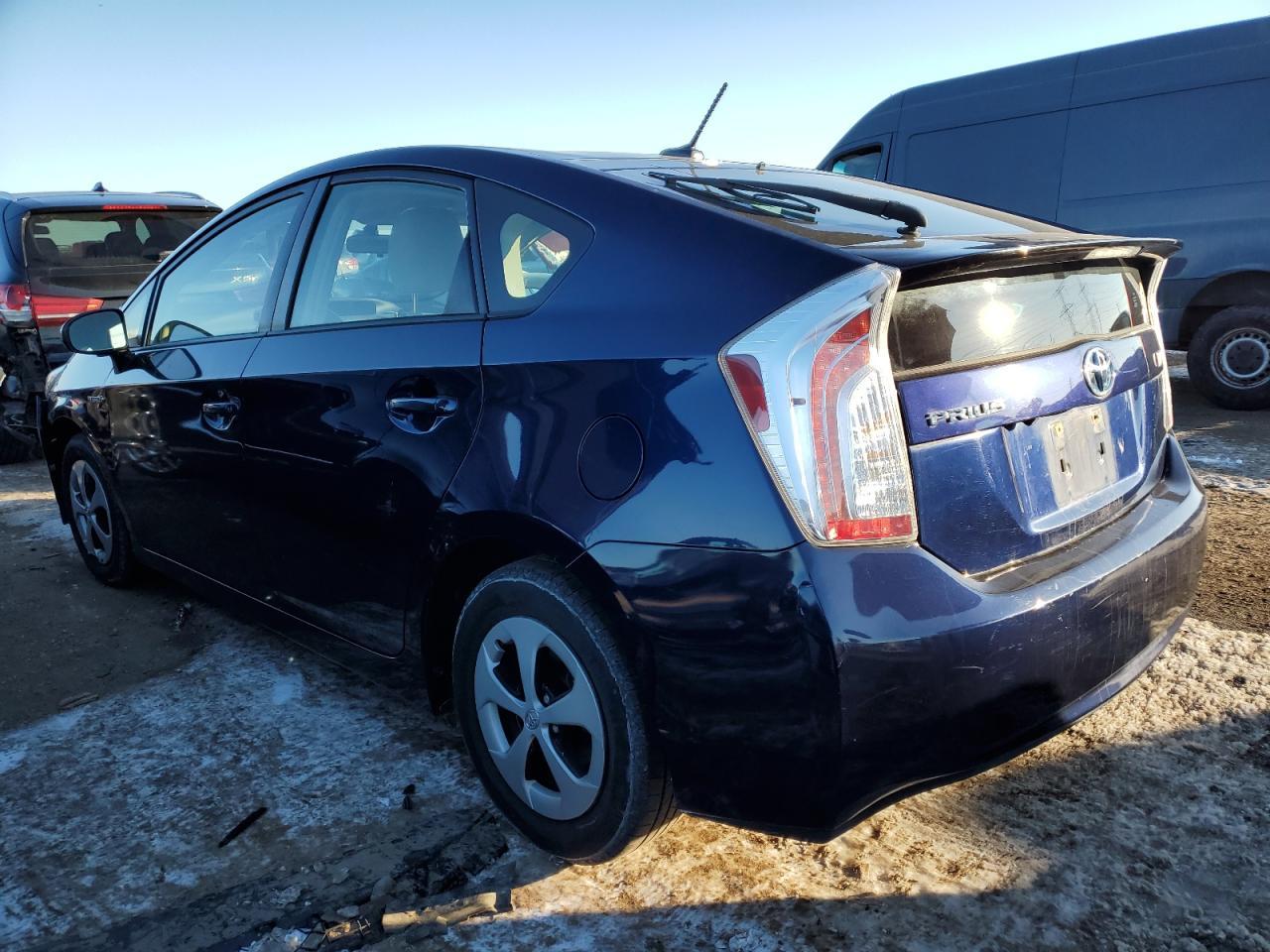 2013 TOYOTA PRIUS - Фото 2