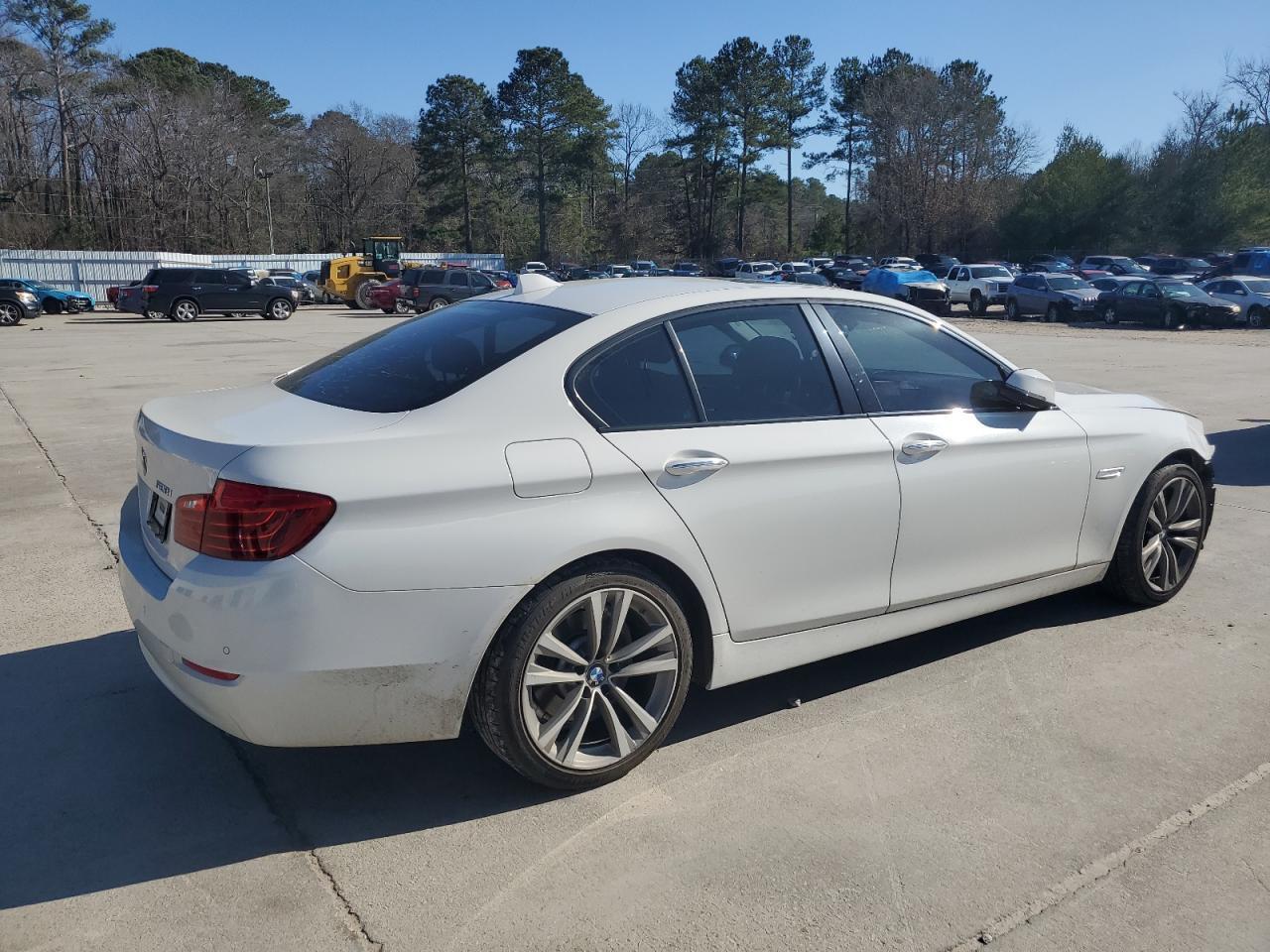 2016 BMW 528 I - Фото 3