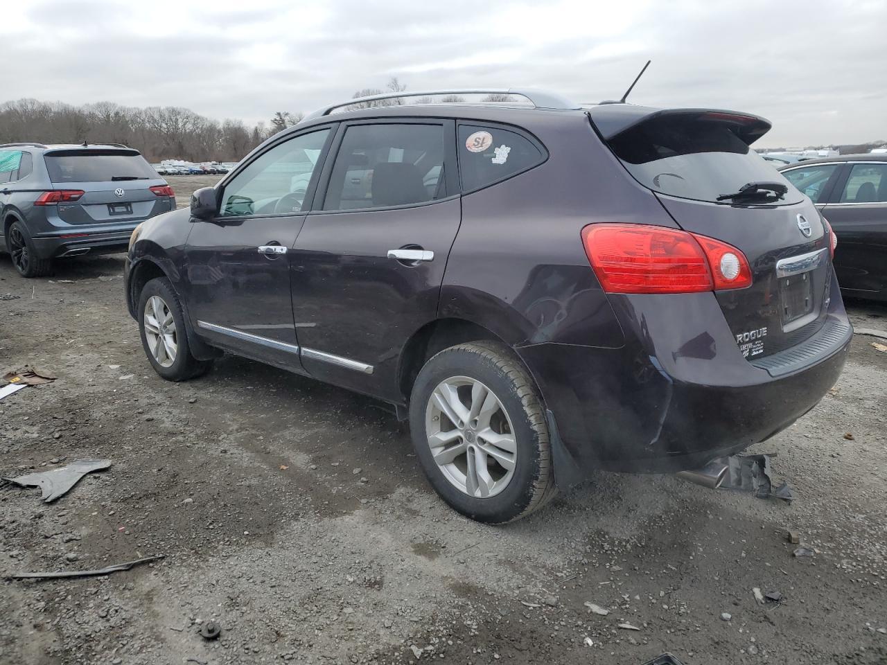 2013 NISSAN ROGUE S - Image 2