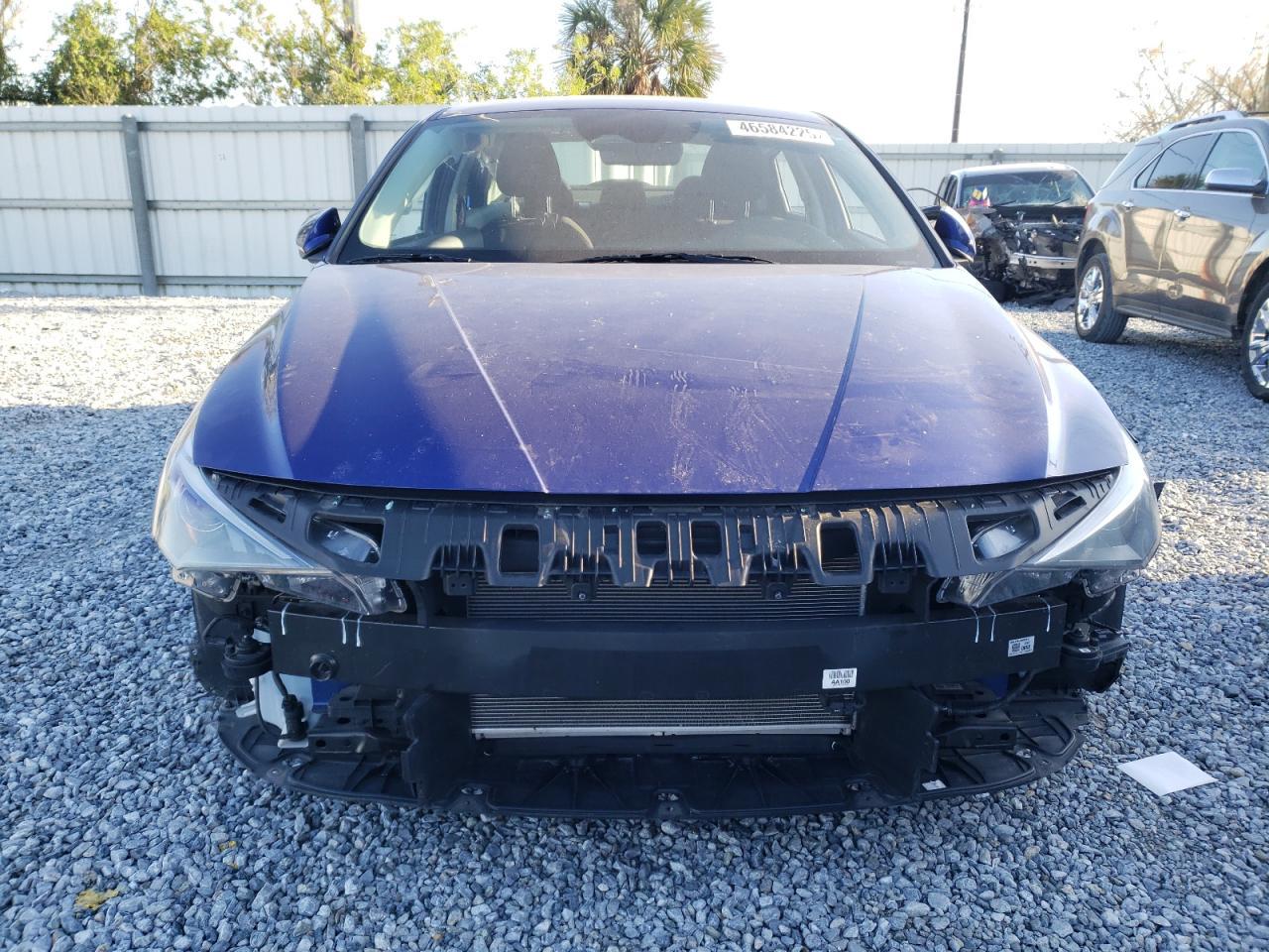 2023 HYUNDAI ELANTRA SE - Фото 5