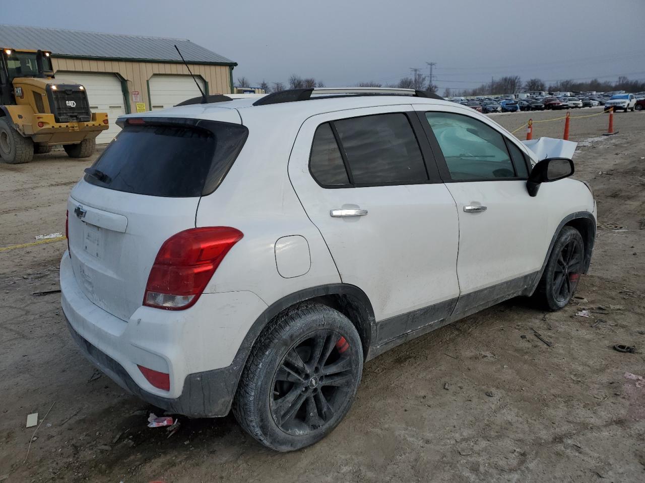 2019 CHEVROLET TRAX 1LT - Фото 3