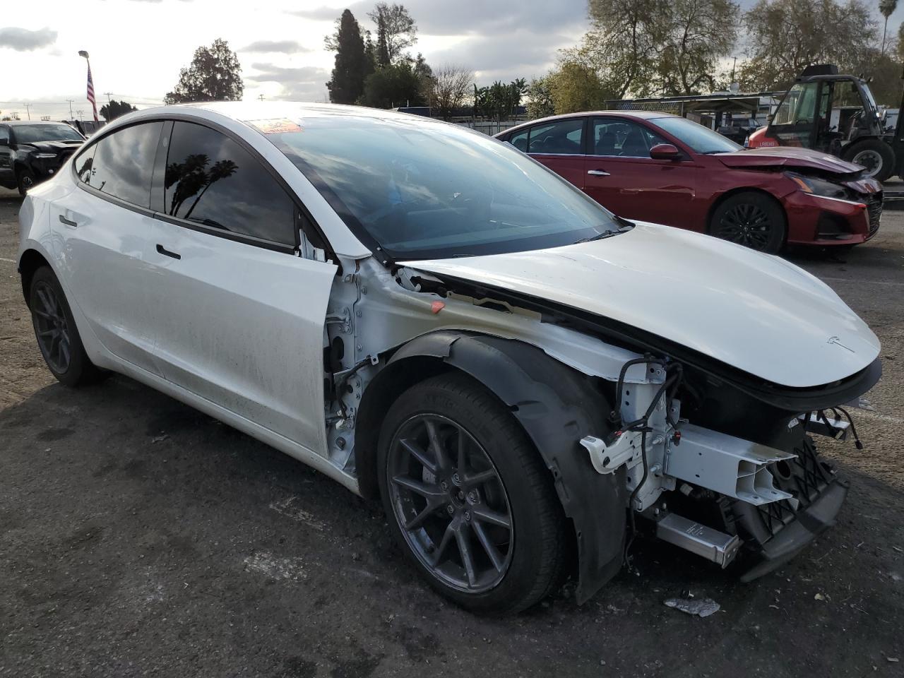 2023 TESLA MODEL 3 - Фото 4