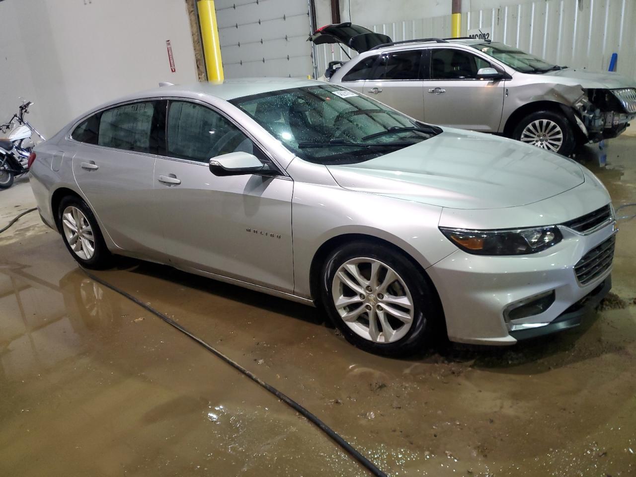 2017 CHEVROLET MALIBU LT - Фото 4