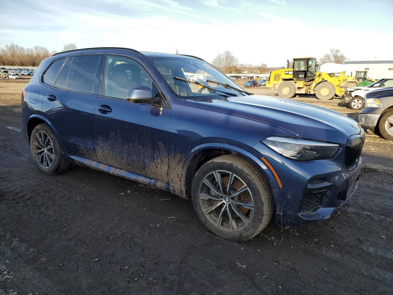 2022 BMW X5 XDRIVE4 - Image 4
