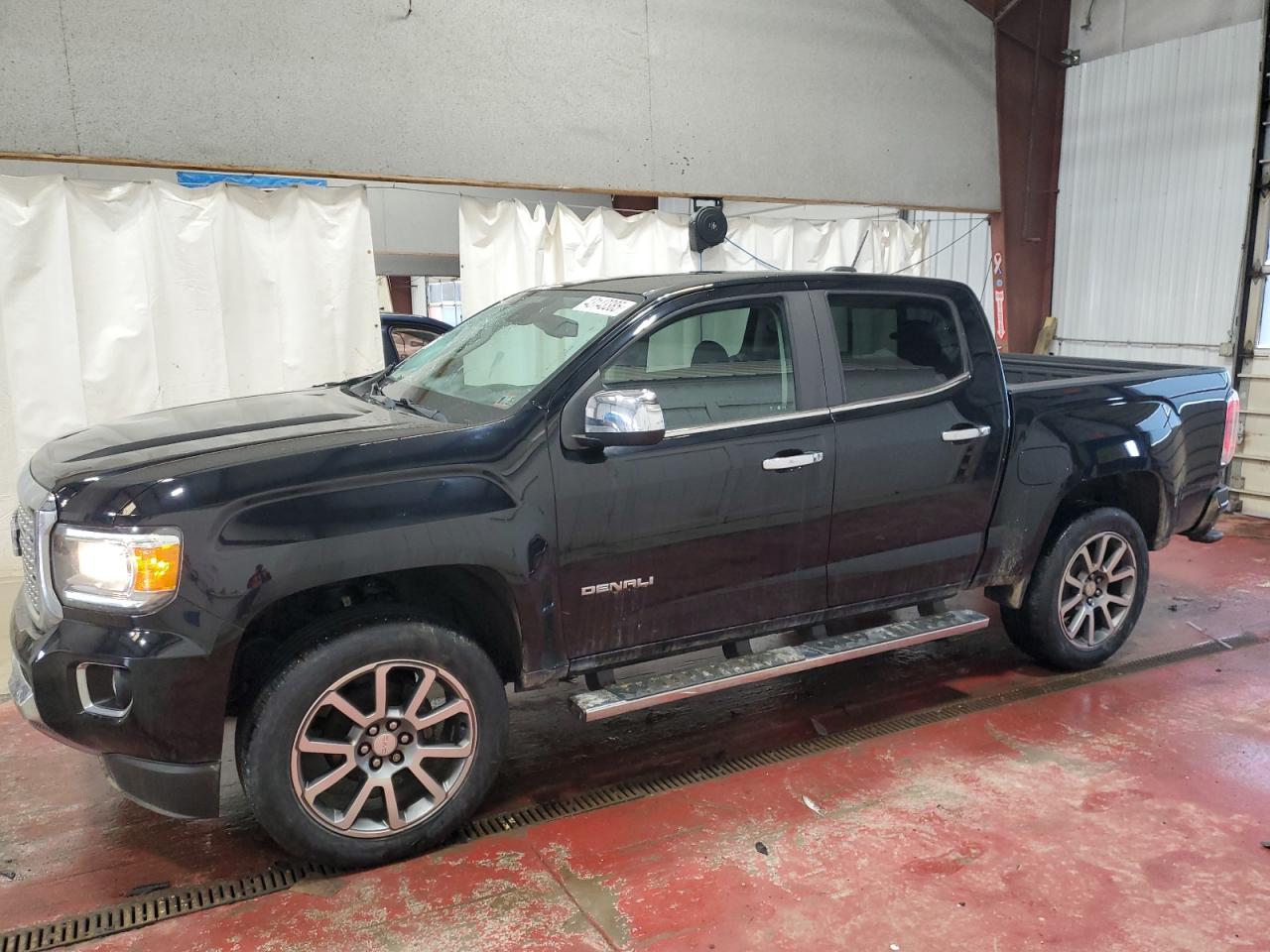 2019 GMC CANYON DEN car image