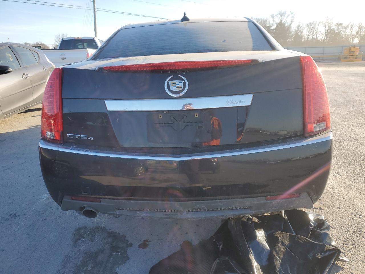 2011 CADILLAC CTS LUXURY - Image 6