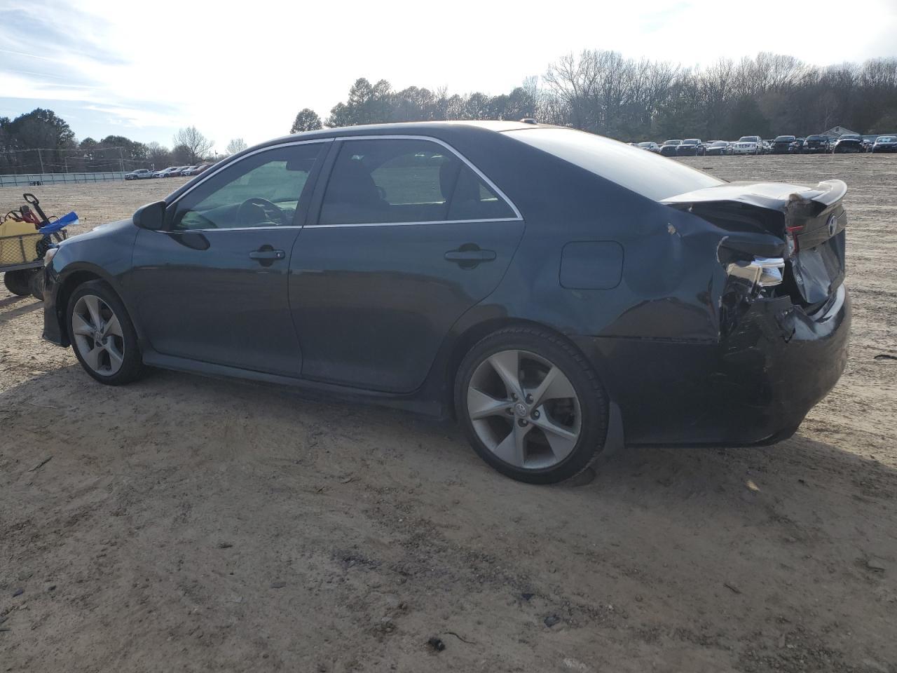 2012 TOYOTA CAMRY BASE - Фото 2