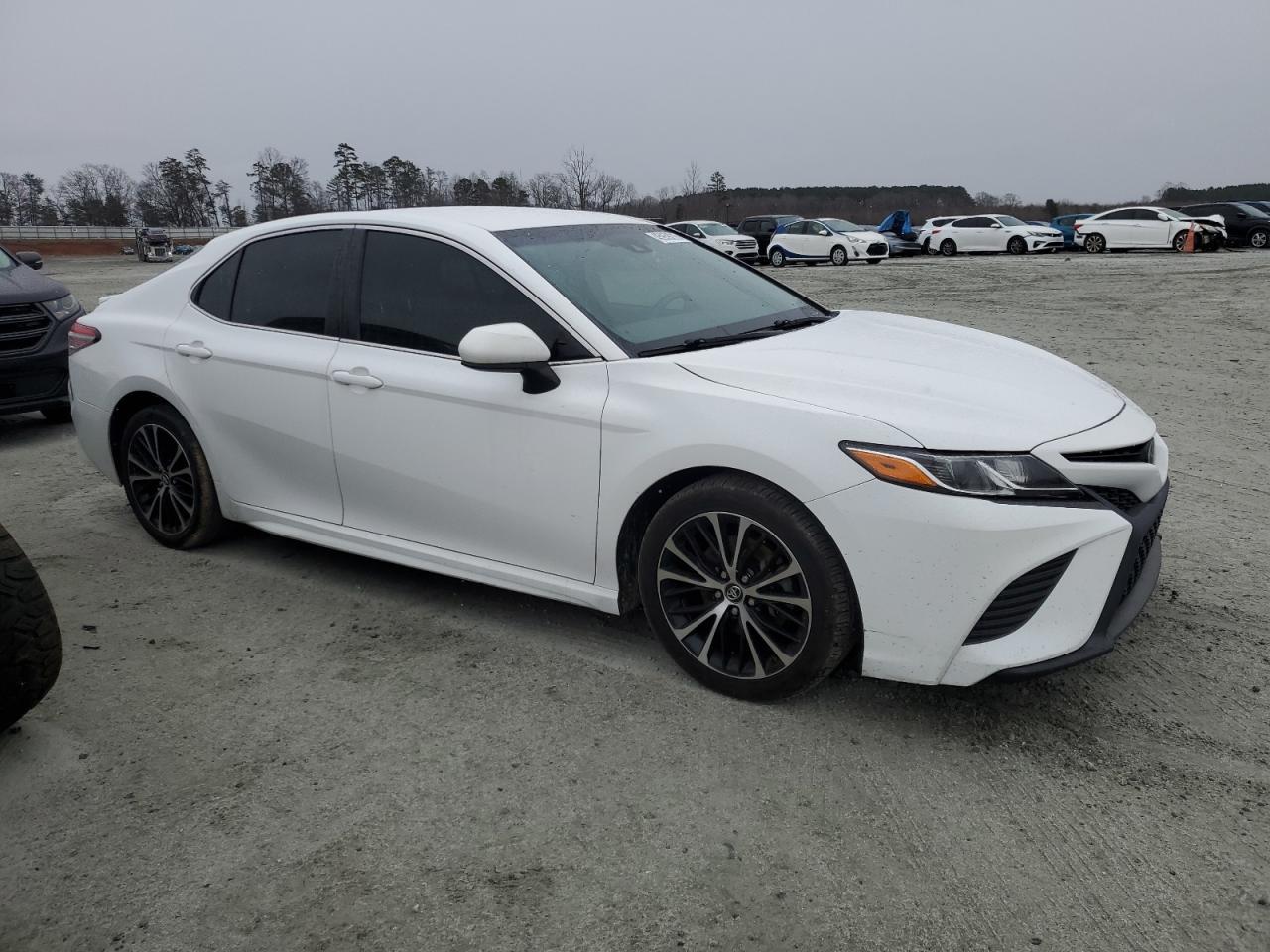 2018 TOYOTA CAMRY L - Image 4