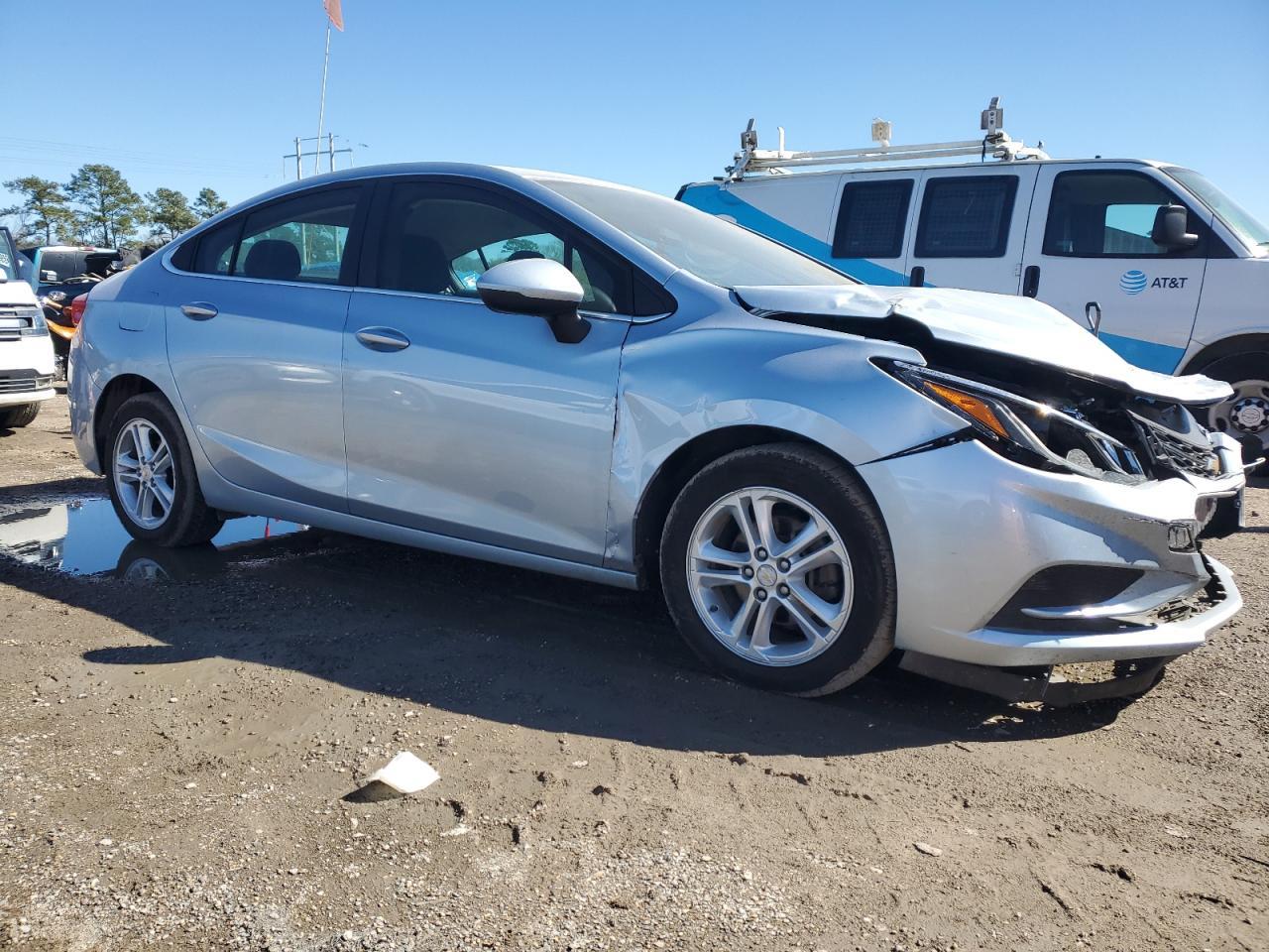 2017 CHEVROLET CRUZE LT - Фото 4