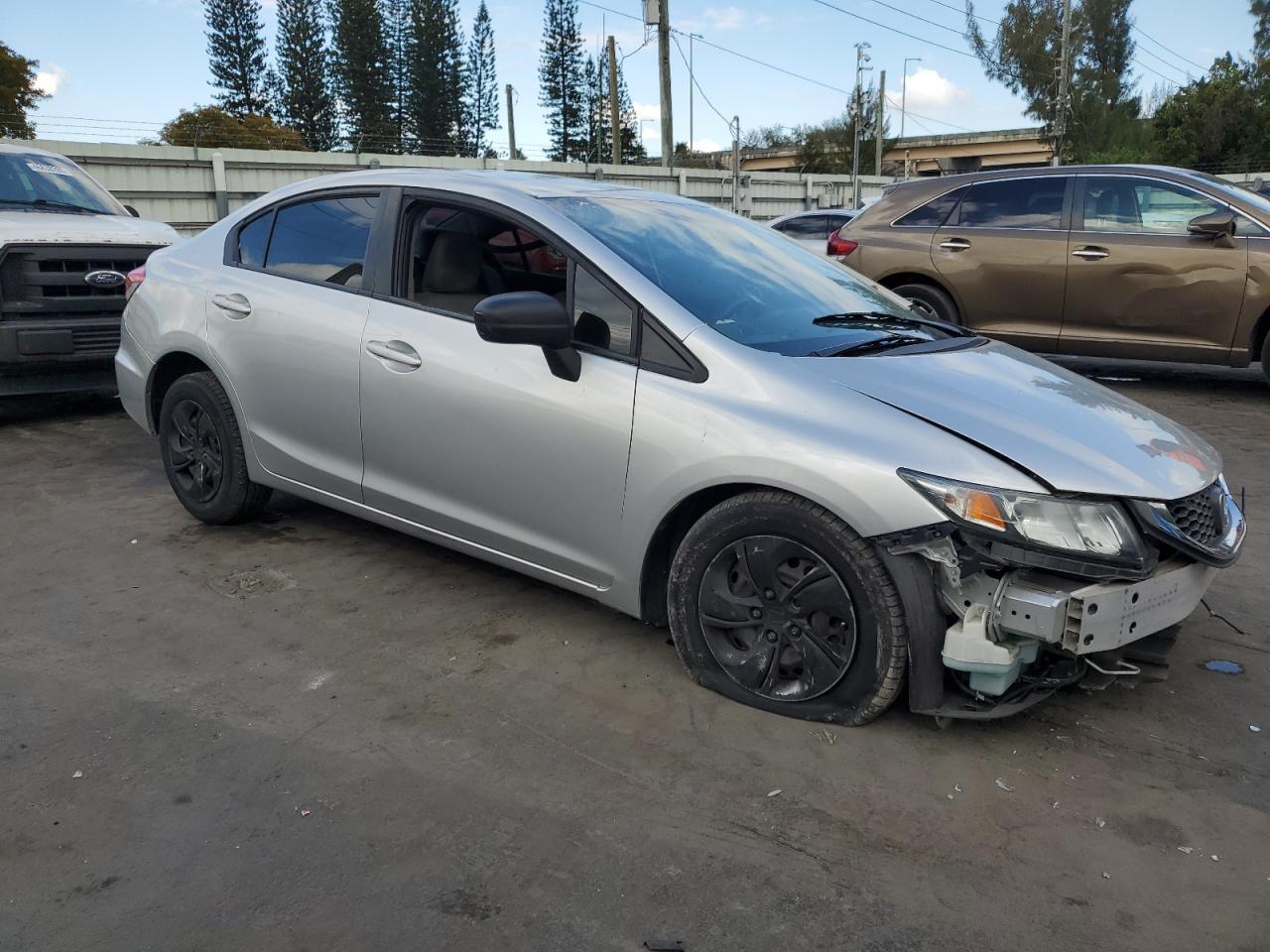 2015 HONDA CIVIC LX - Image 4