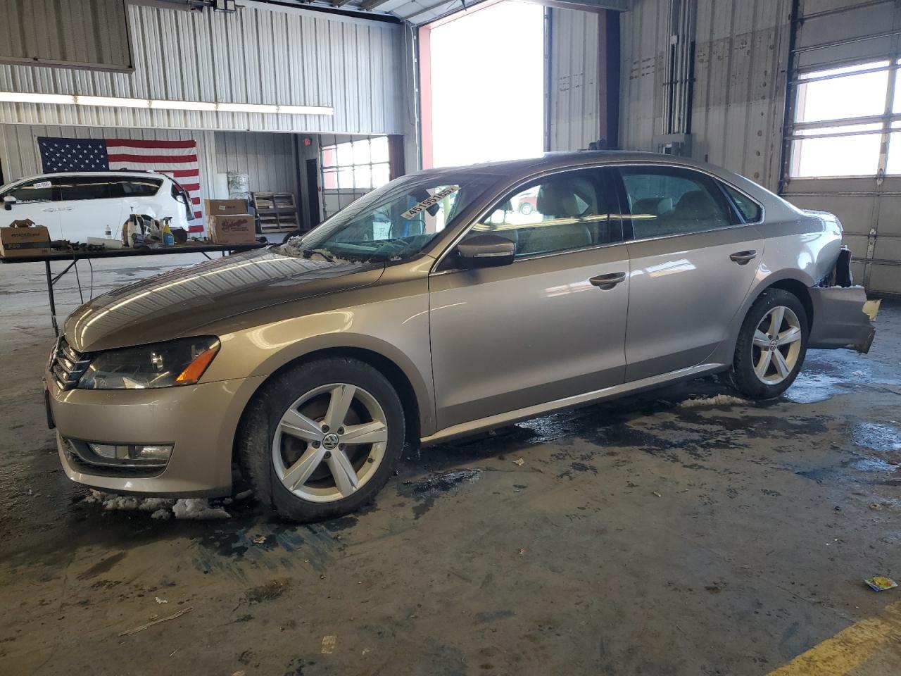 2015 VOLKSWAGEN PASSAT S