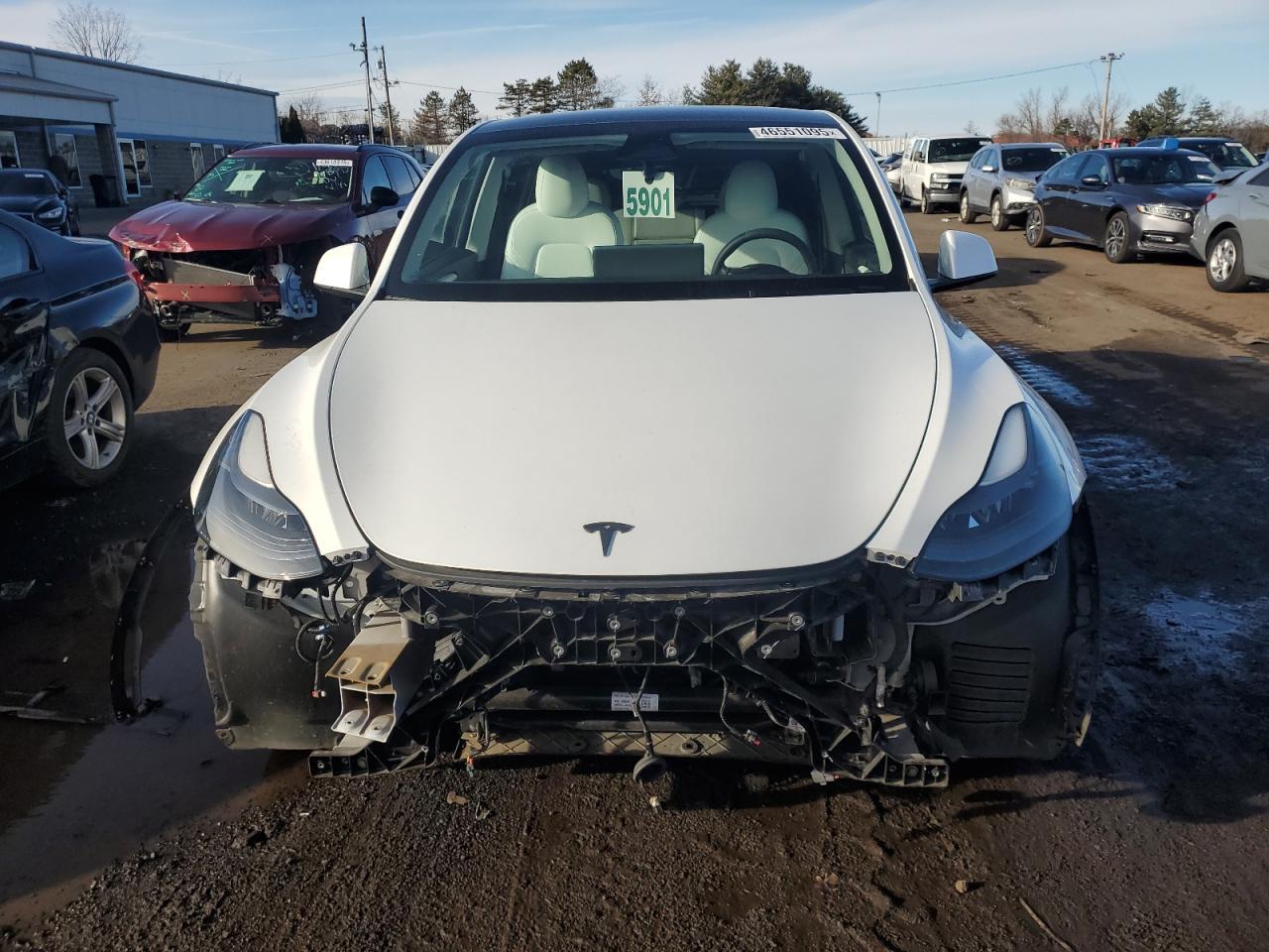 2022 TESLA MODEL Y - Фото 5