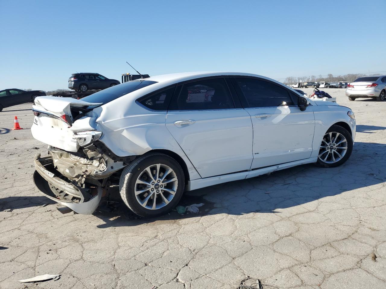2017 FORD FUSION SE - Фото 3