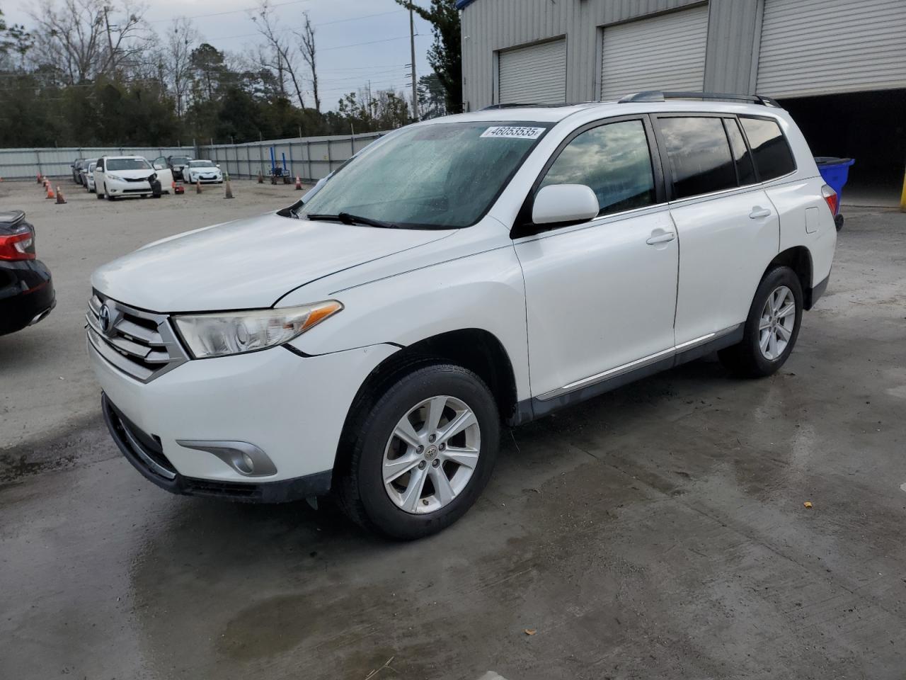 2011 TOYOTA HIGHLANDER