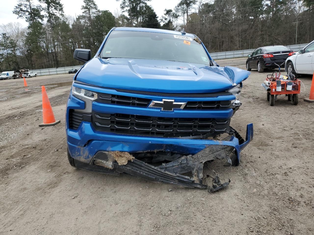 2024 CHEVROLET SILVERADO - Фото 5