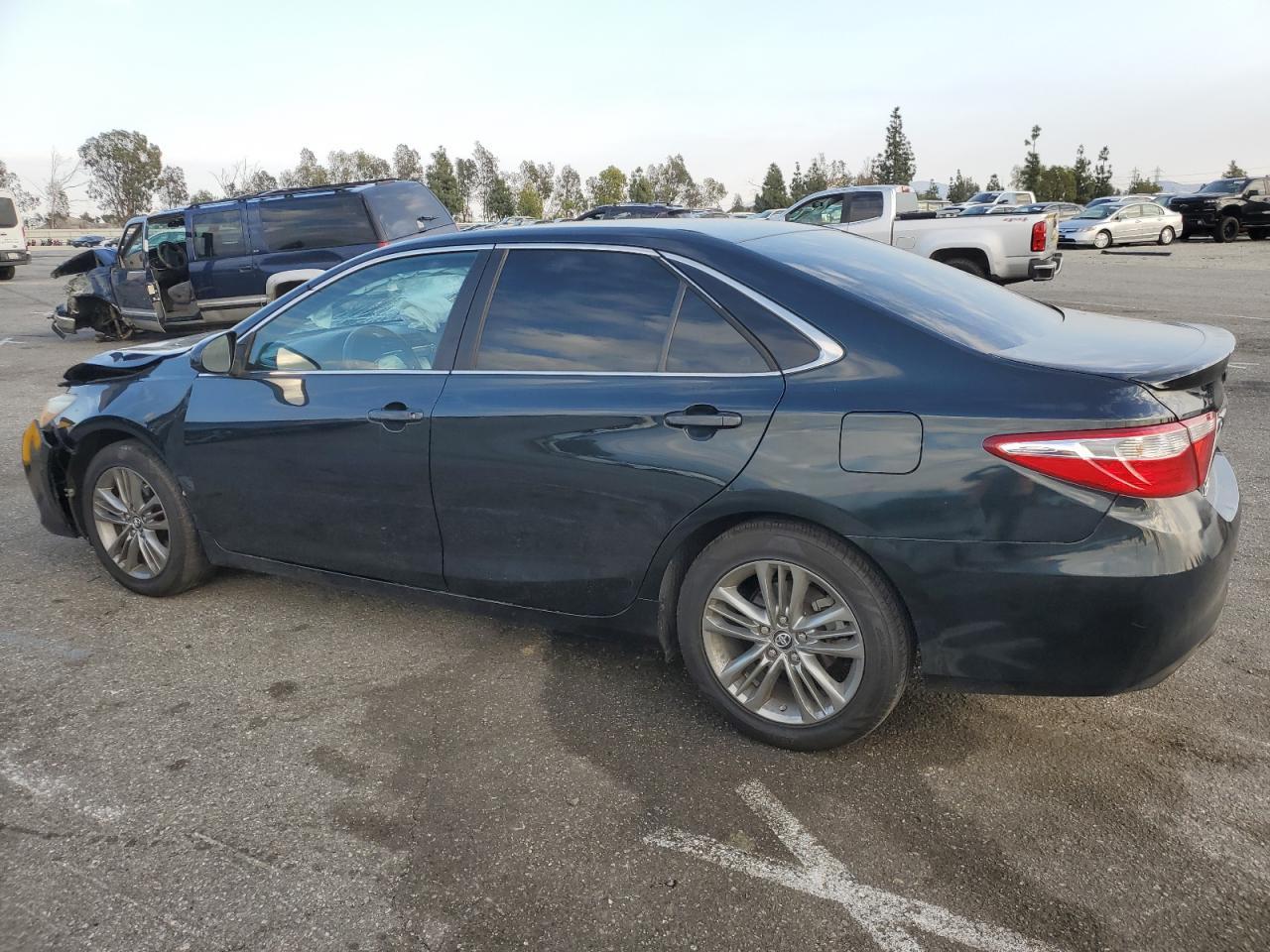 2016 TOYOTA CAMRY LE - Image 2
