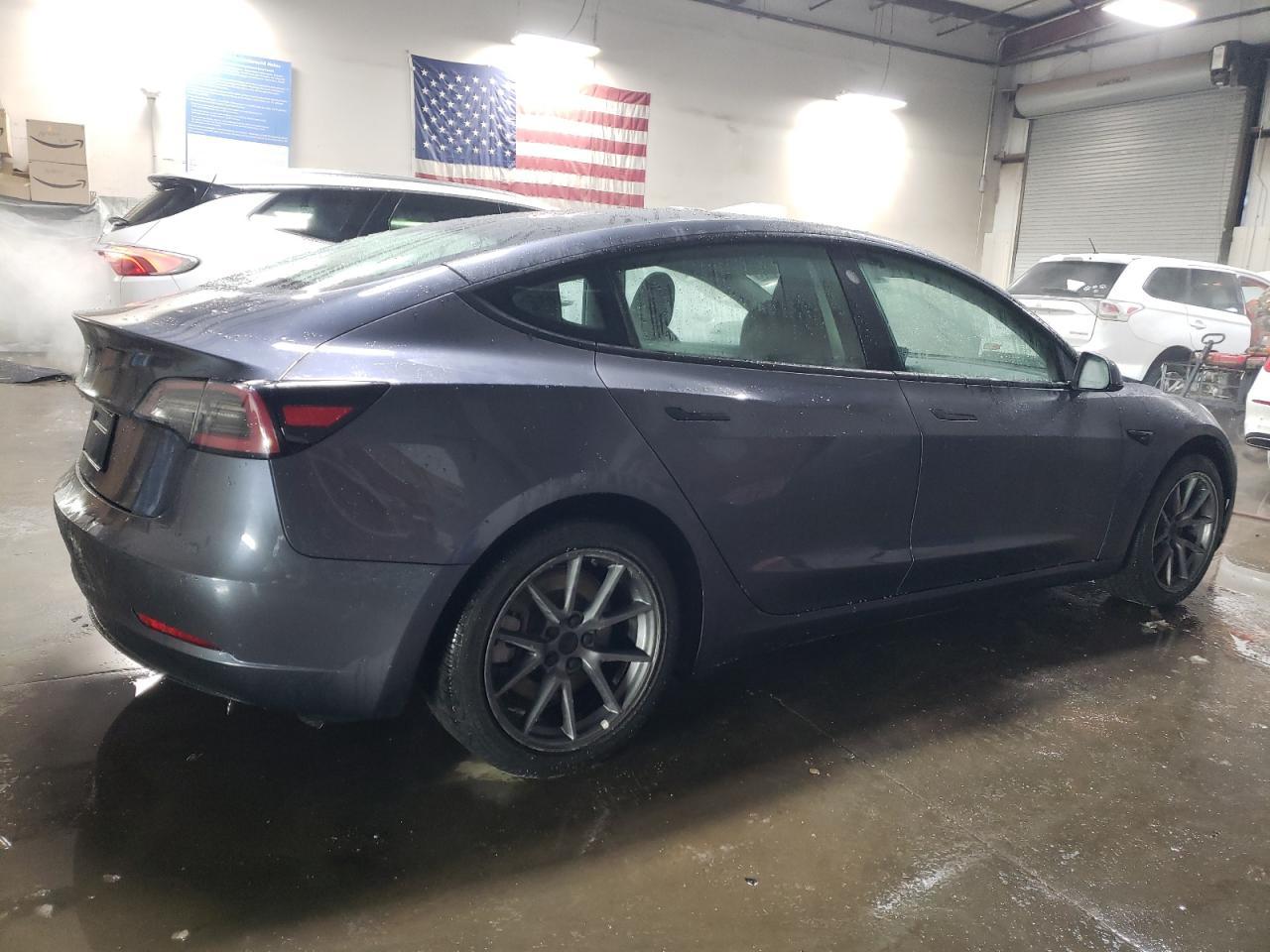 2022 TESLA MODEL 3 - Image 3