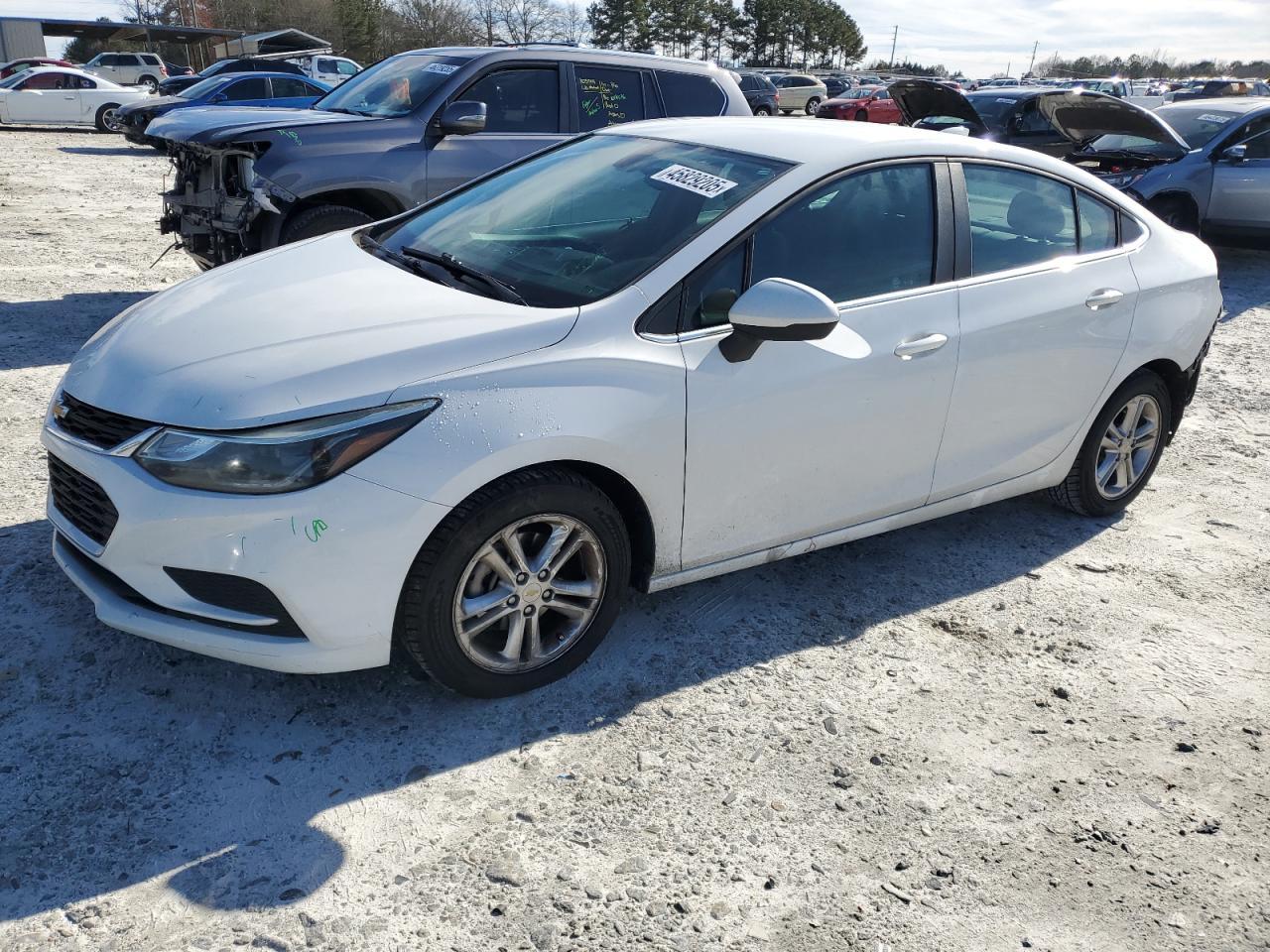 2017 CHEVROLET CRUZE LT
