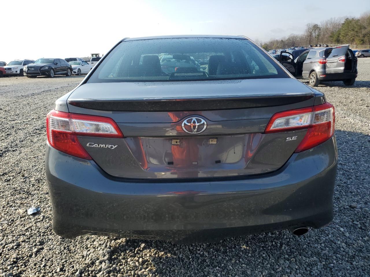 2013 TOYOTA CAMRY L - Фото 6