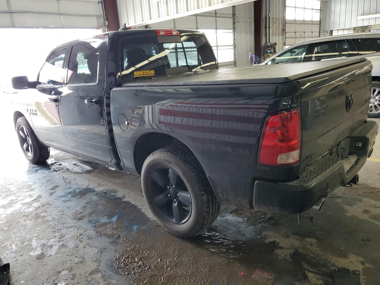 2017 RAM 1500 SLT - Фото 2