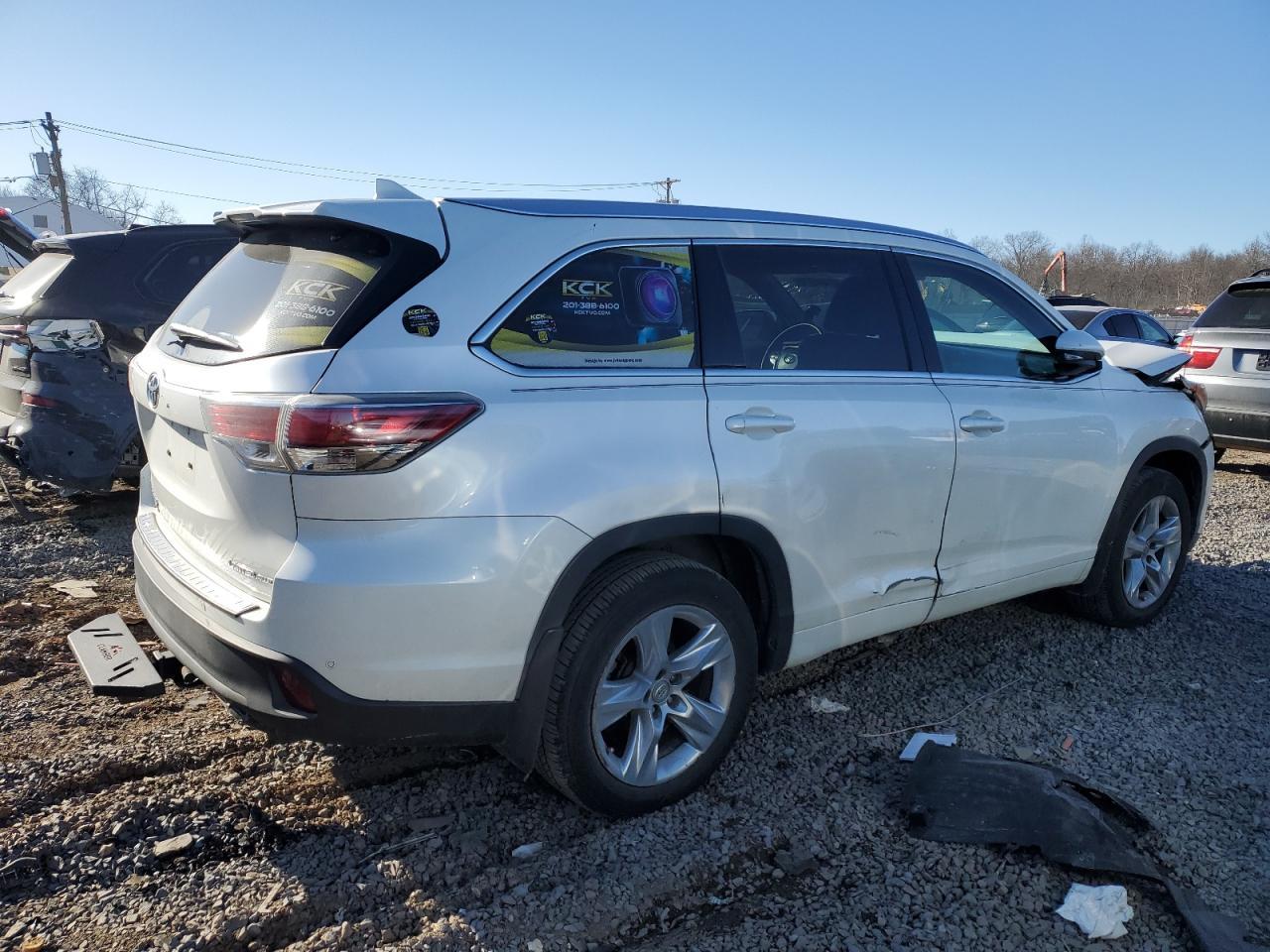 2014 TOYOTA HIGHLANDER - Image 3