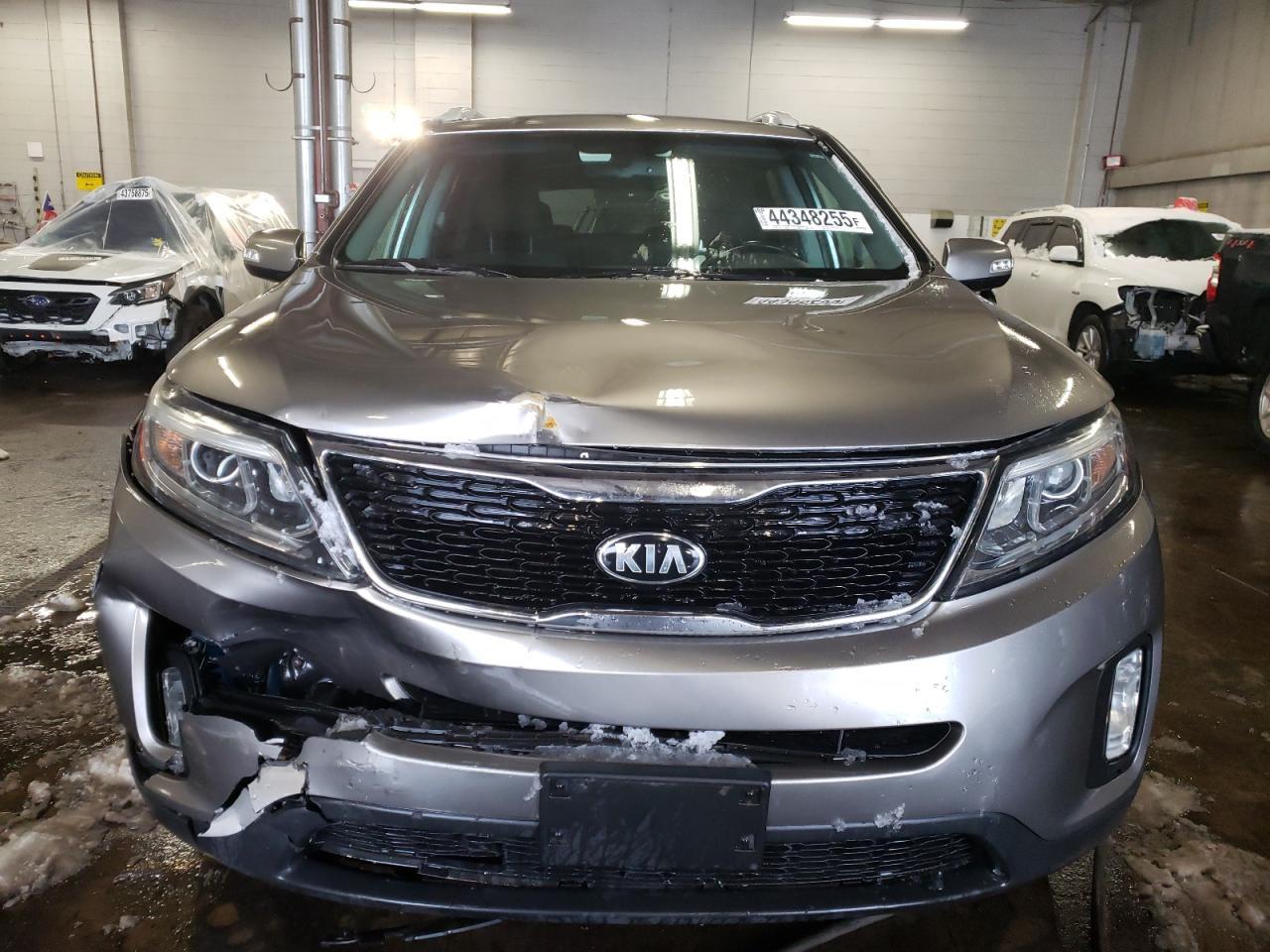 2015 KIA SORENTO LX - Image 5
