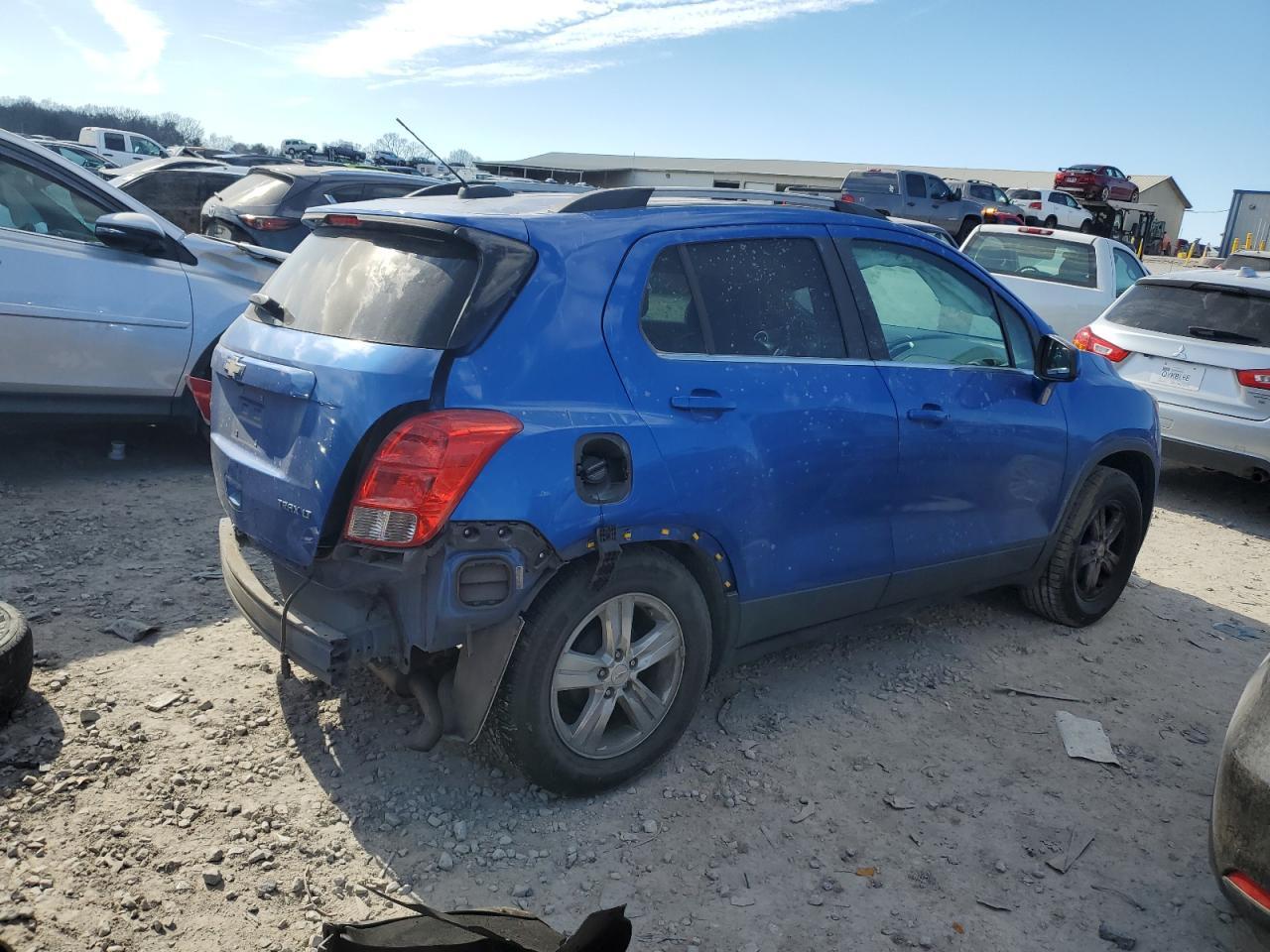 2015 CHEVROLET TRAX 1LT - Фото 3