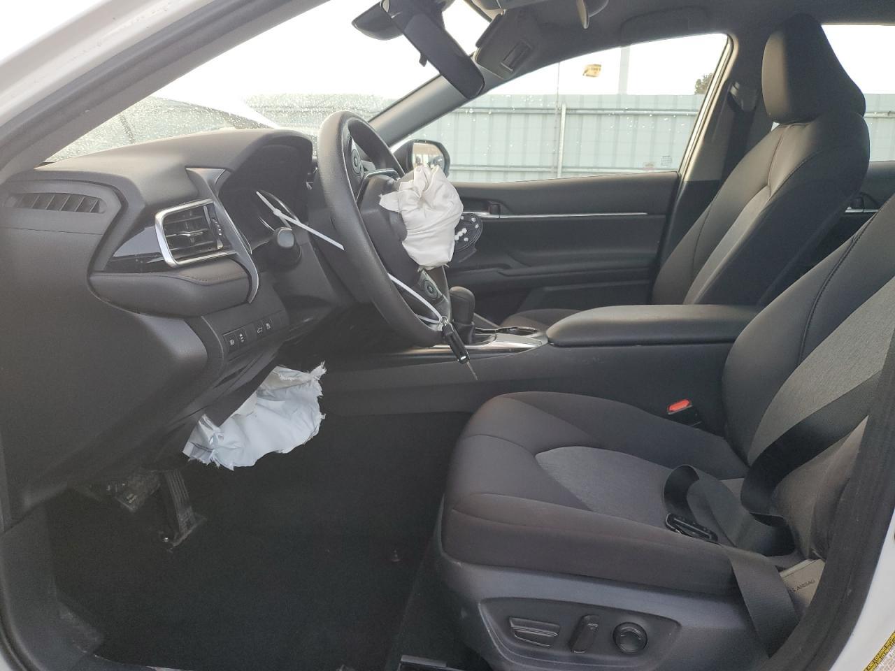 2018 TOYOTA CAMRY L - Image 7