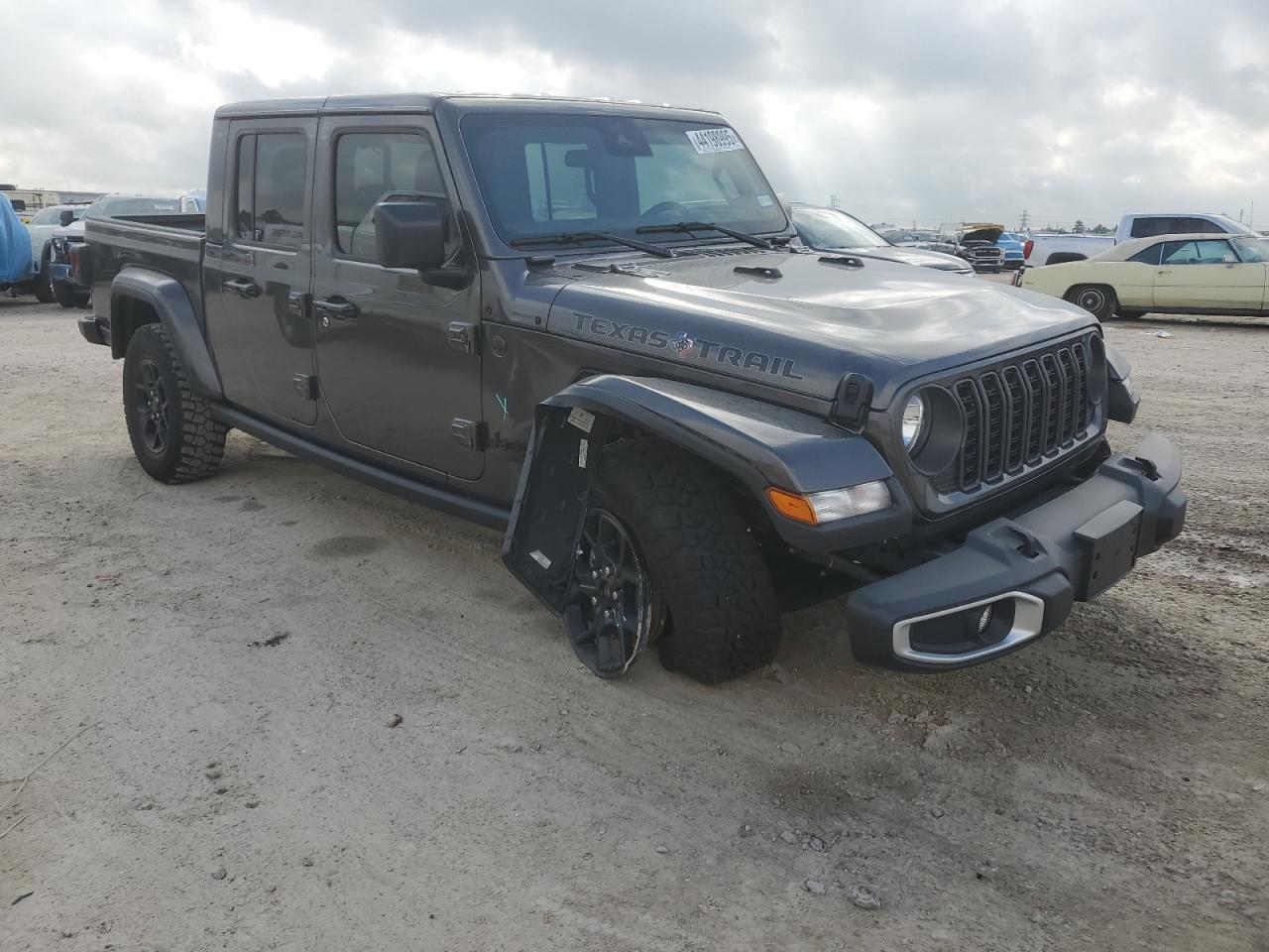 2024 JEEP GLADIATOR - Image 4
