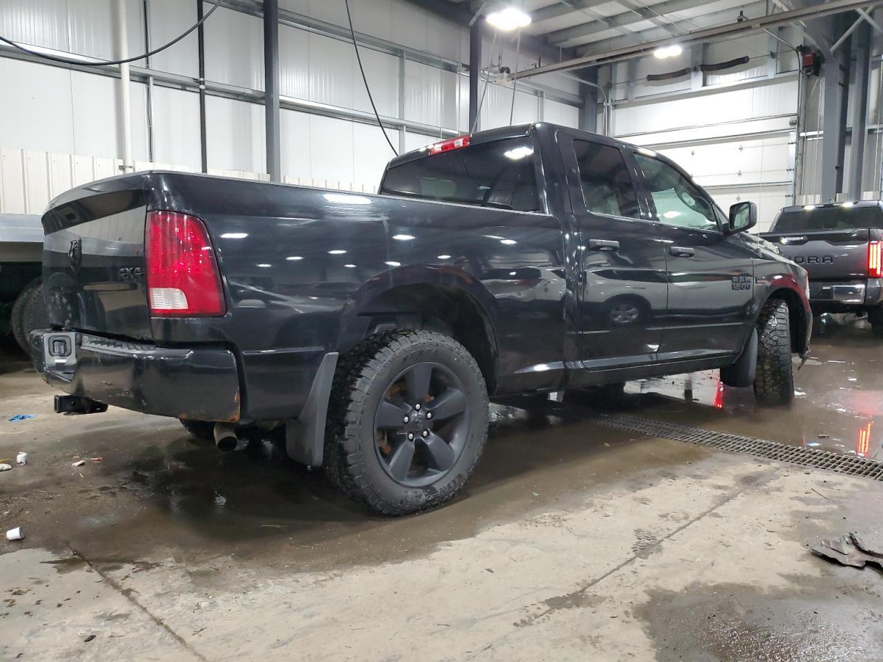 2018 RAM 1500 ST - Фото 3