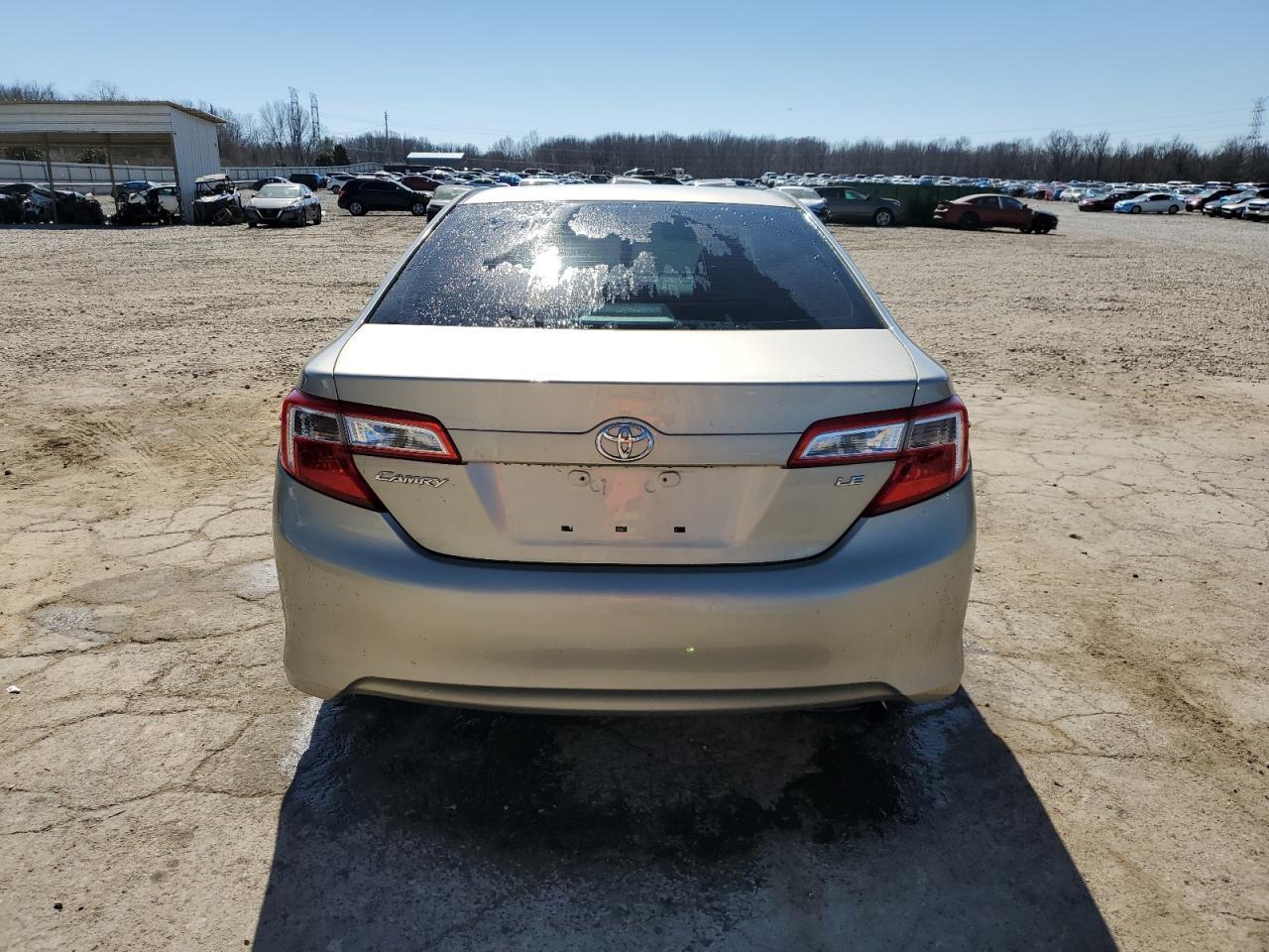 2013 TOYOTA CAMRY L - Фото 6