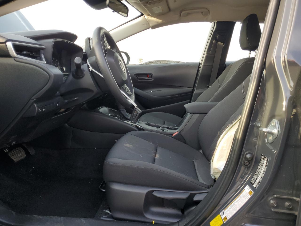 2025 TOYOTA COROLLA LE - Фото 7