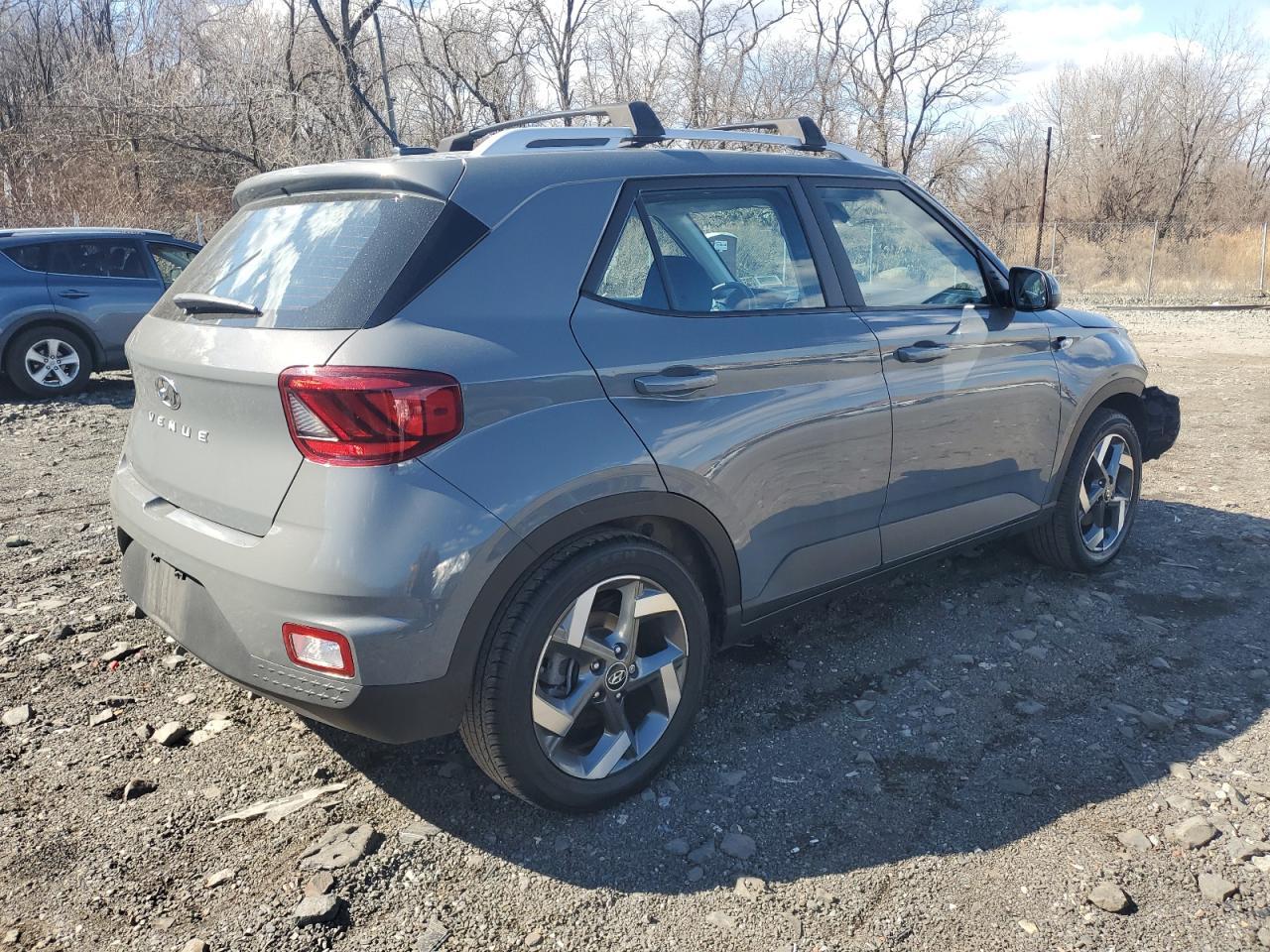 2023 HYUNDAI VENUE SEL - Image 3