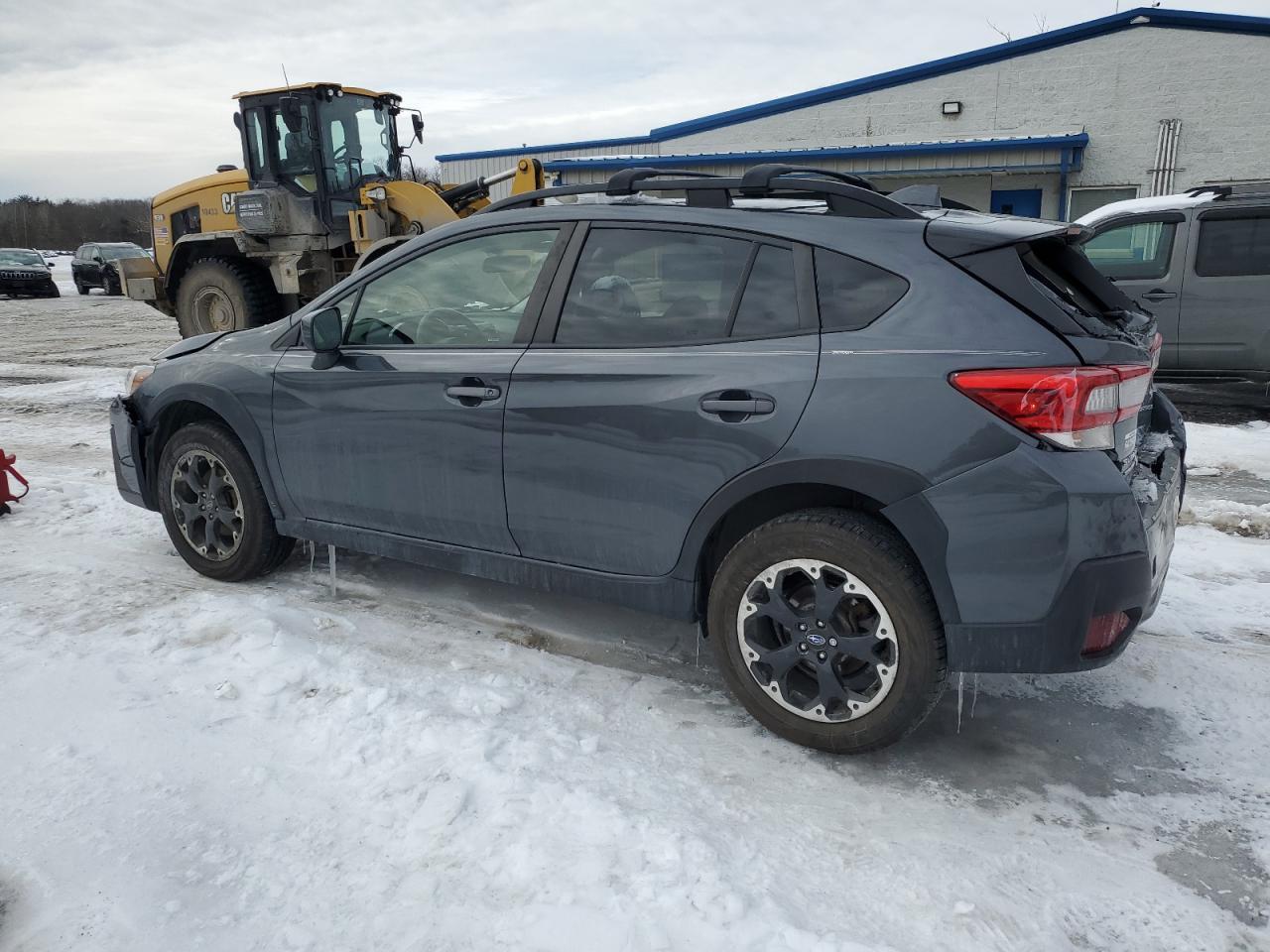 2021 SUBARU CROSSTREK - Фото 2