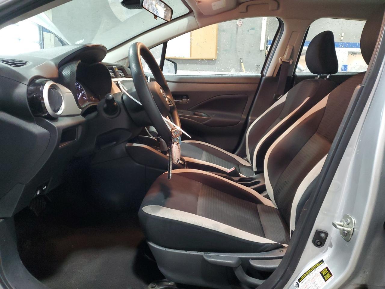 2021 NISSAN VERSA SV - Фото 7