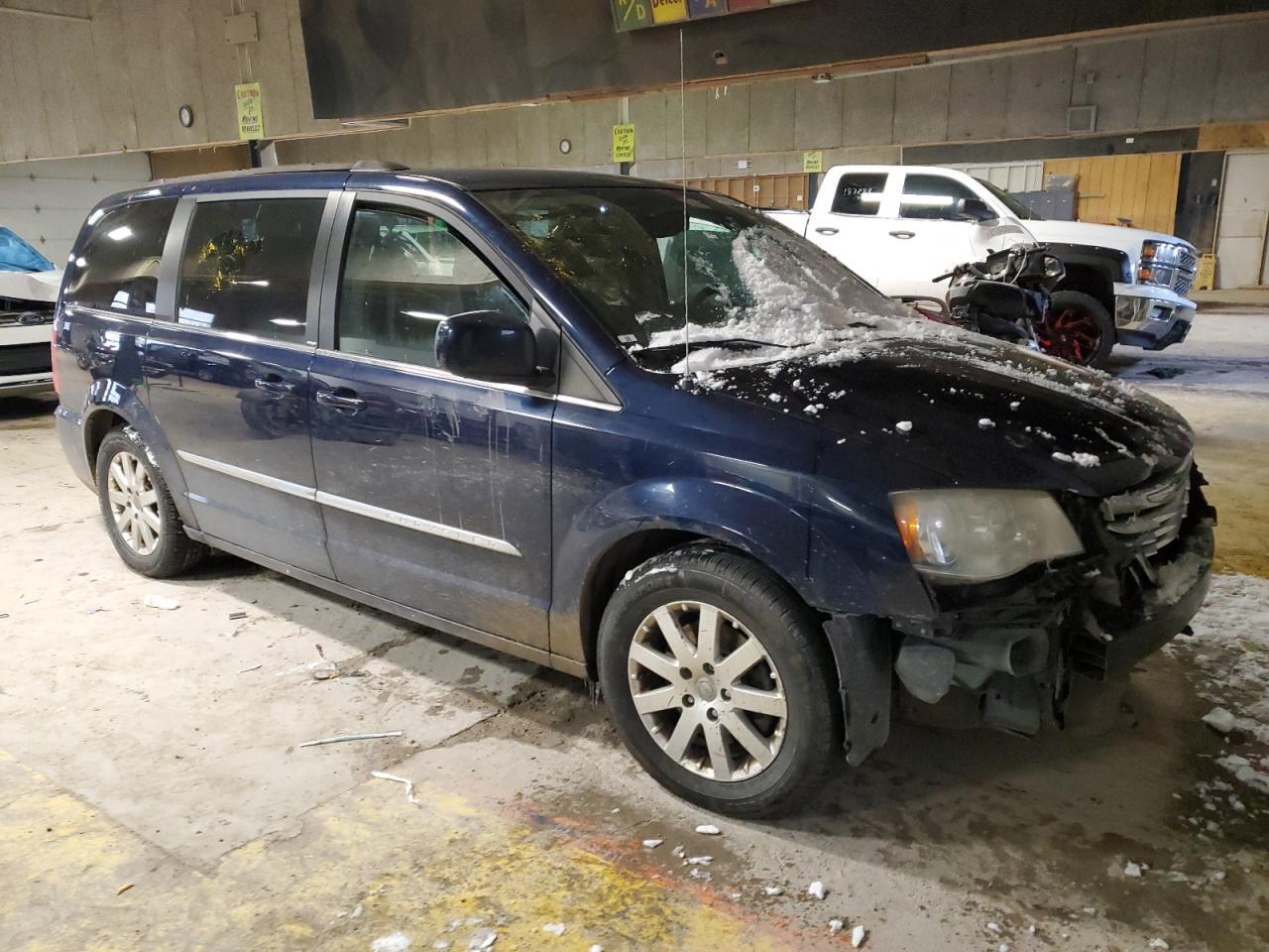 2014 CHRYSLER TOWN & COU - Фото 4